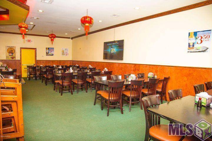 Ville Platte, LA 70586,2313 E Main St