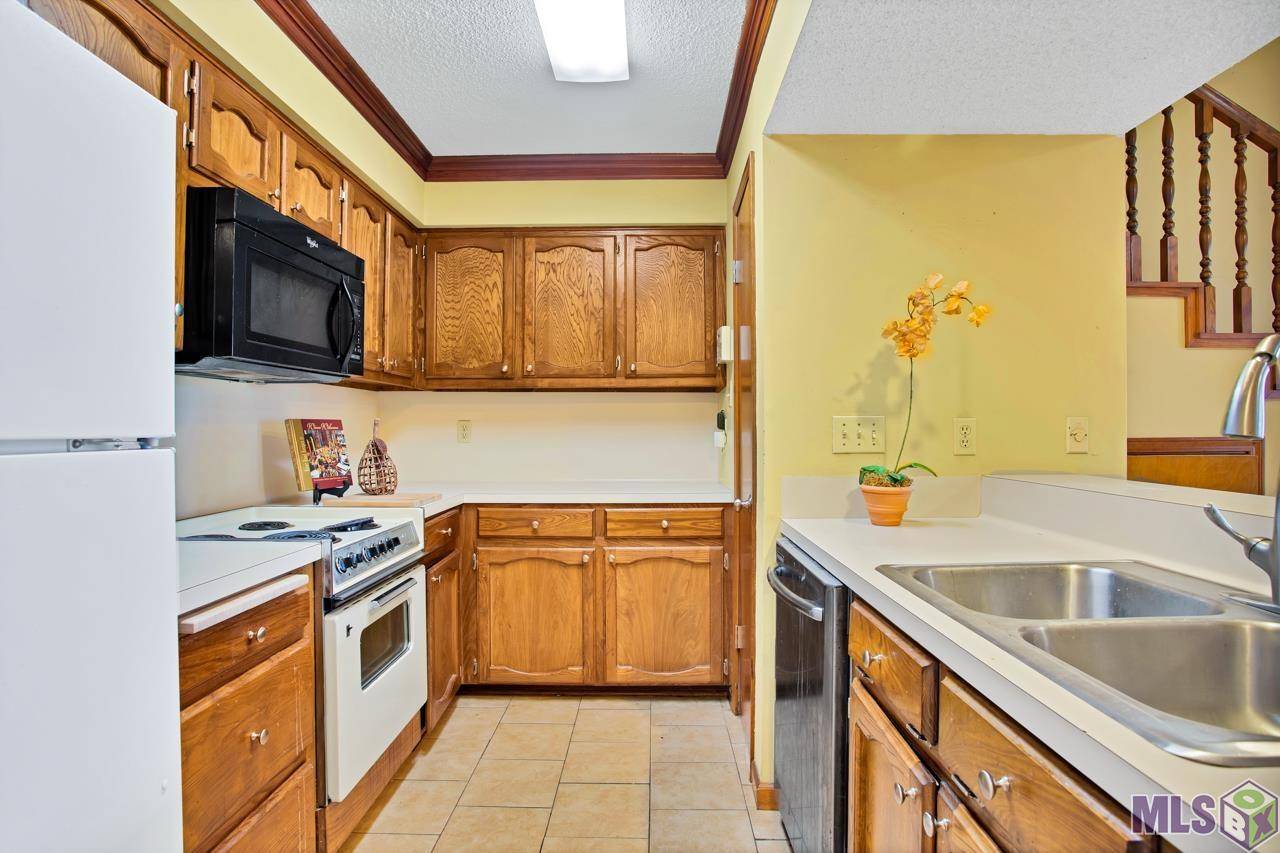 Baton Rouge, LA 70806,190 Ocean Dr ##3B