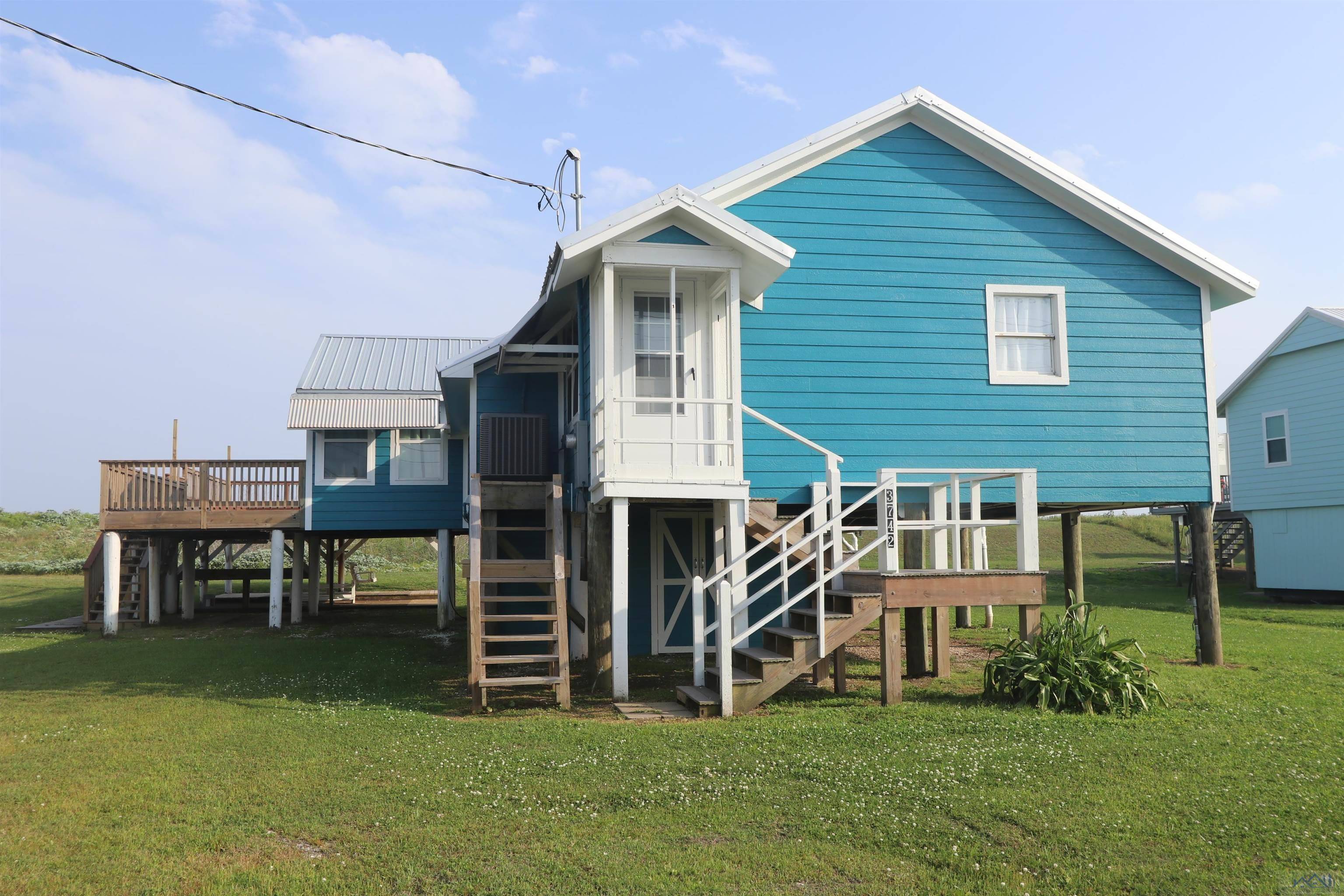 Grand Isle, LA 70358,3742 Highway 1