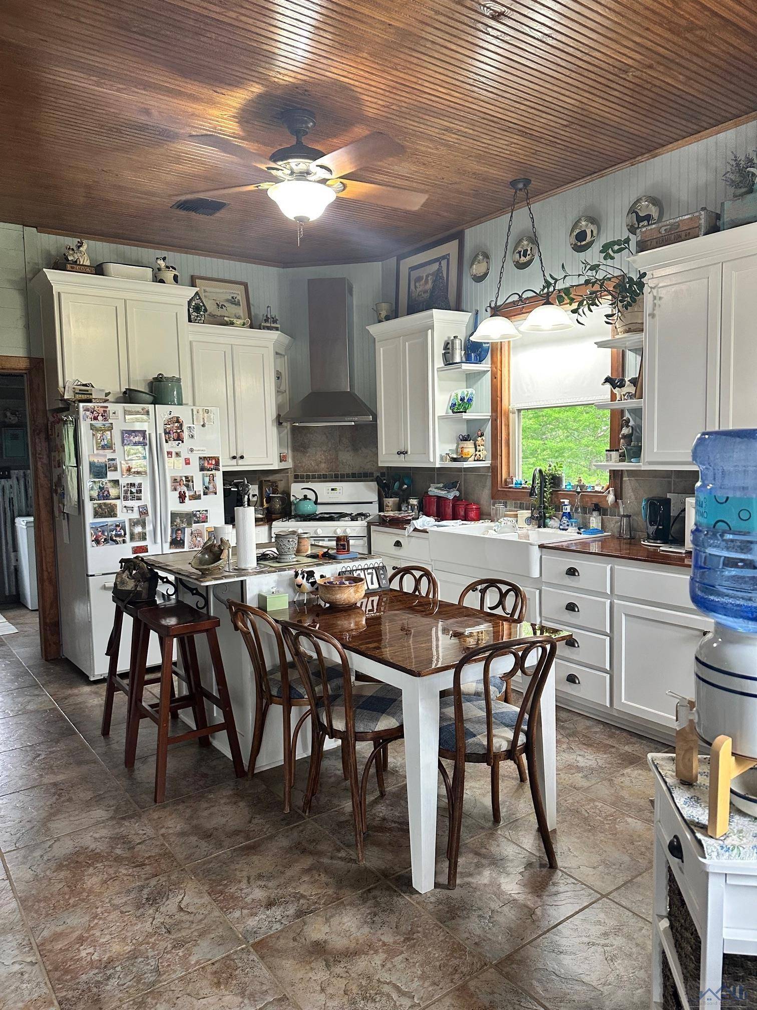 Pierre Part, LA 70339,107 Floyd Dr