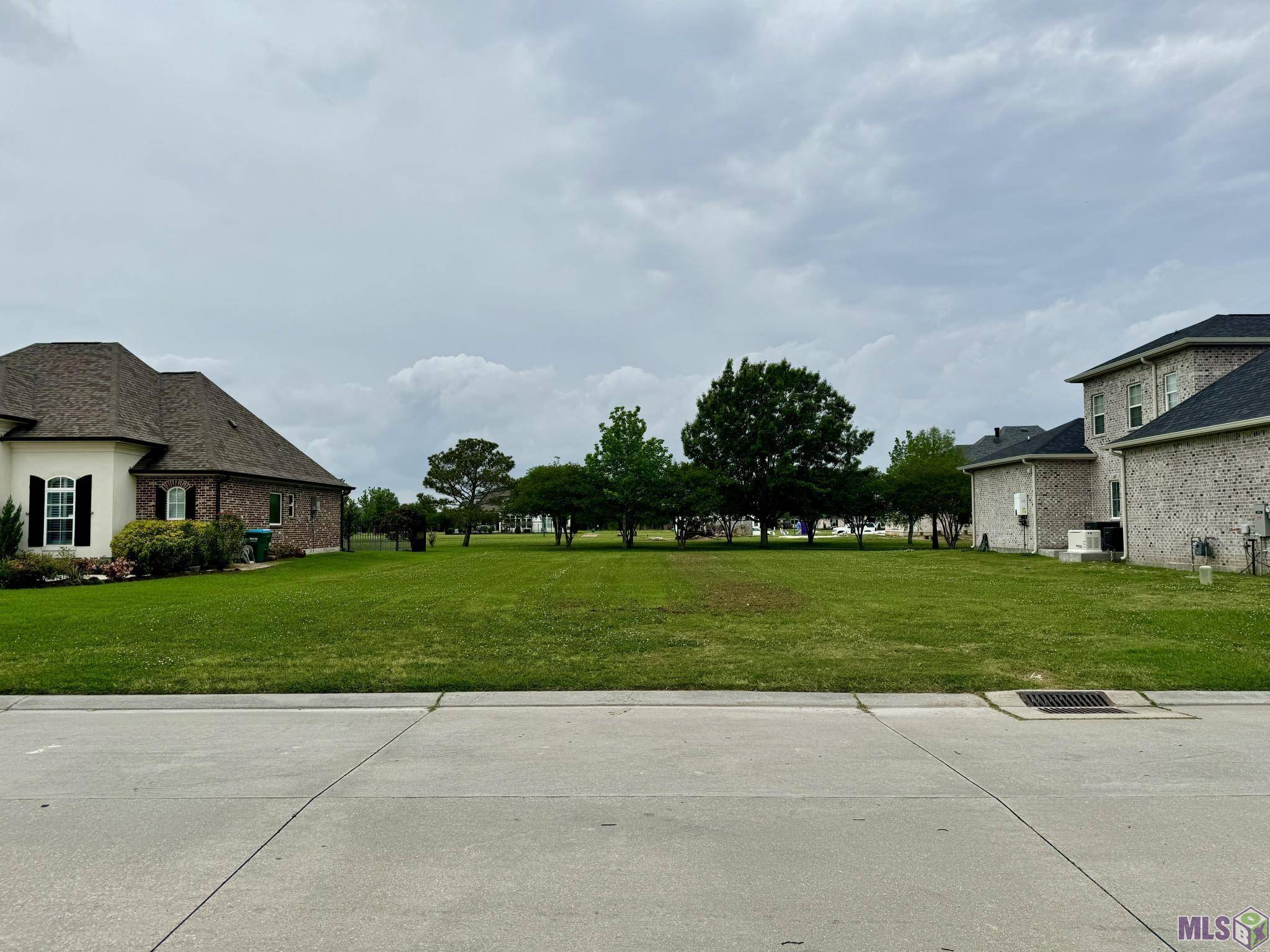 Kenner, LA 70065,126 Dogwood Dr