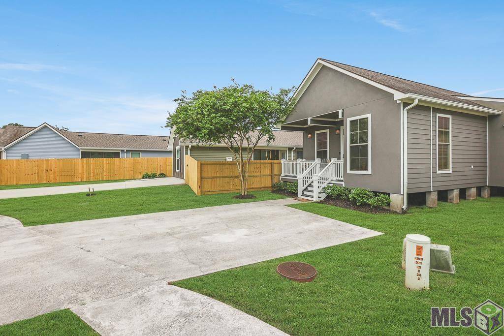 Gonzales, LA 70737,1027 E Bienville Ave