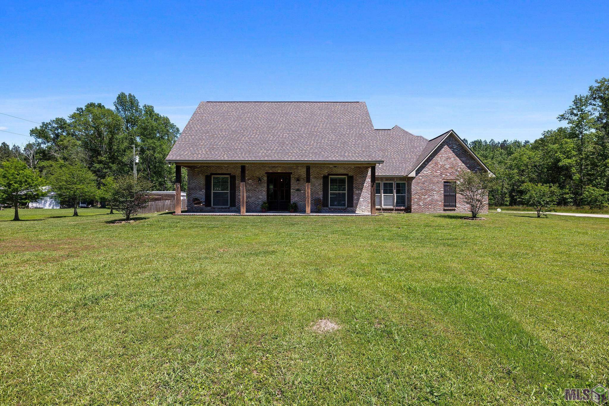 Denham Springs, LA 70726,21310 Walker South Rd