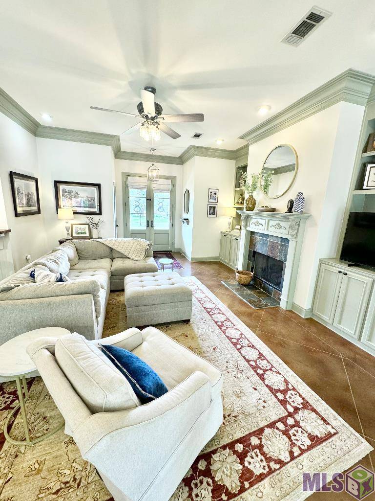 St Francisville, LA 70775,5614 Hilltop Cir