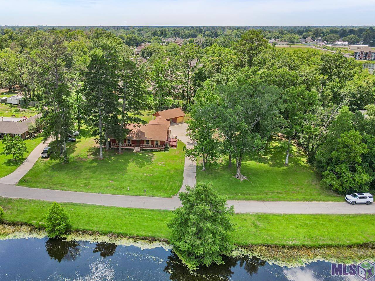 Denham Springs, LA 70726,8484 Lake Park Dr