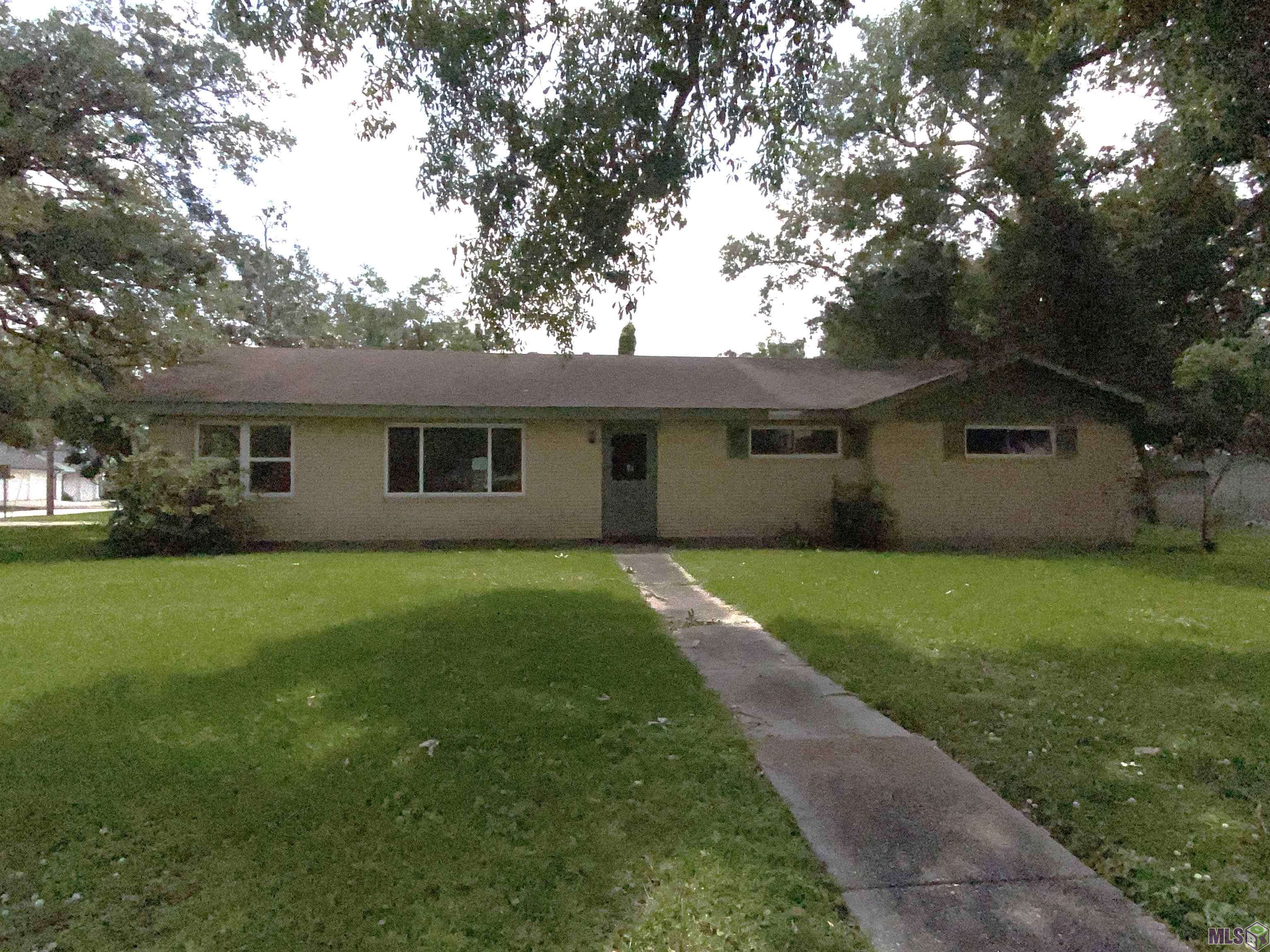 Houma, LA 70360,401 Barrios