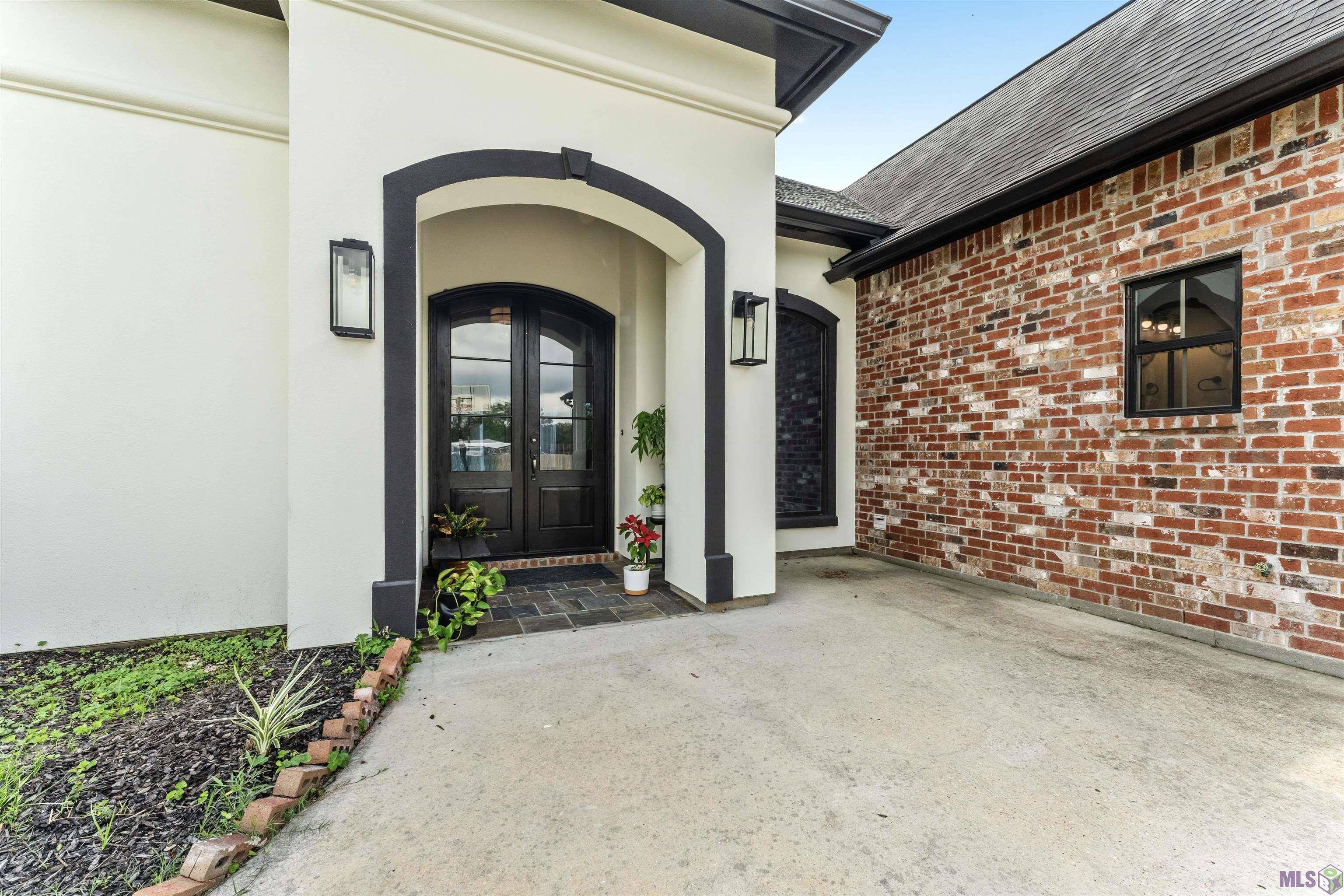 Zachary, LA 70791,6150 Fennwood Dr