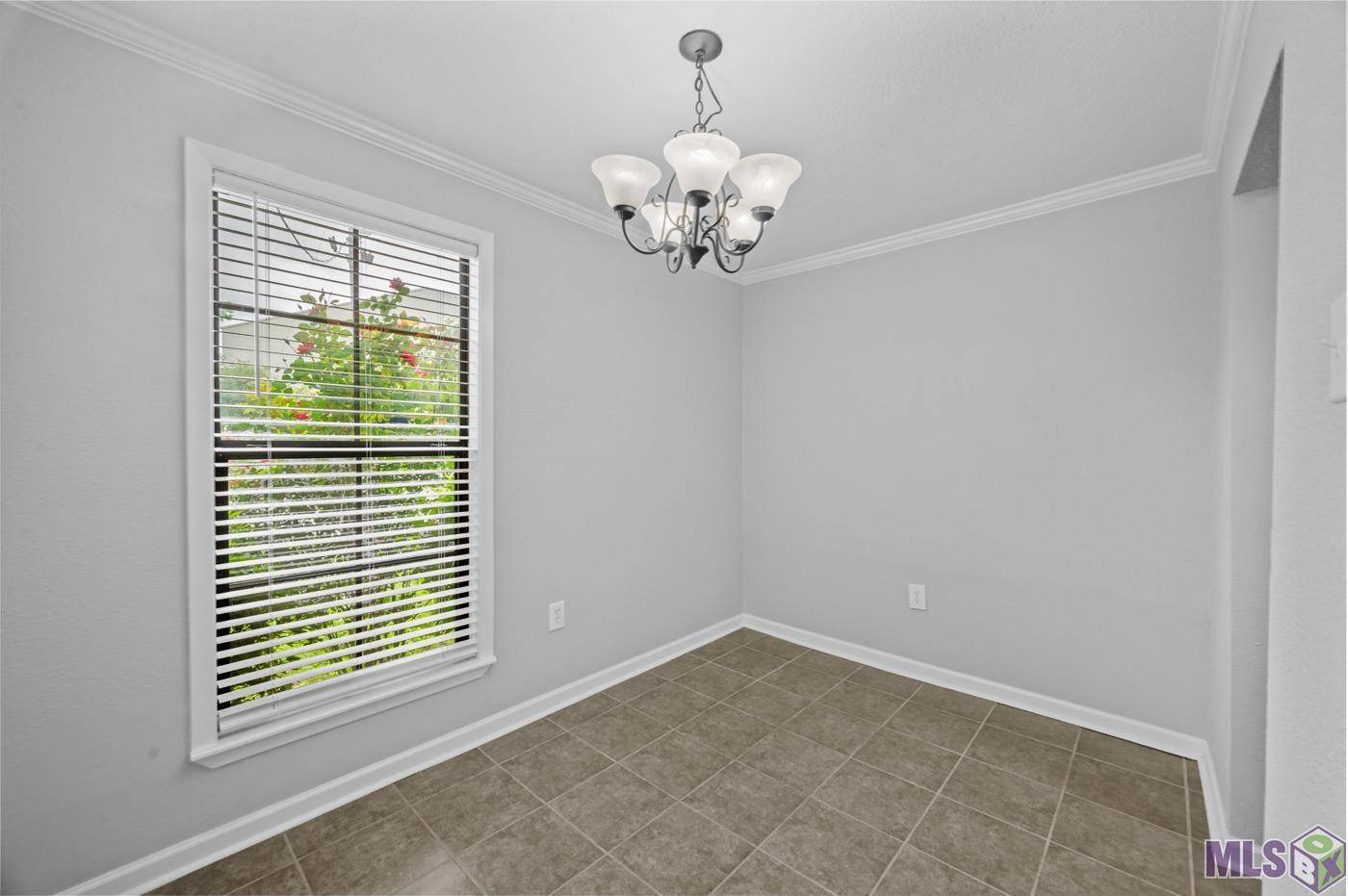Baton Rouge, LA 70809,10282 W Winston Ave ##5
