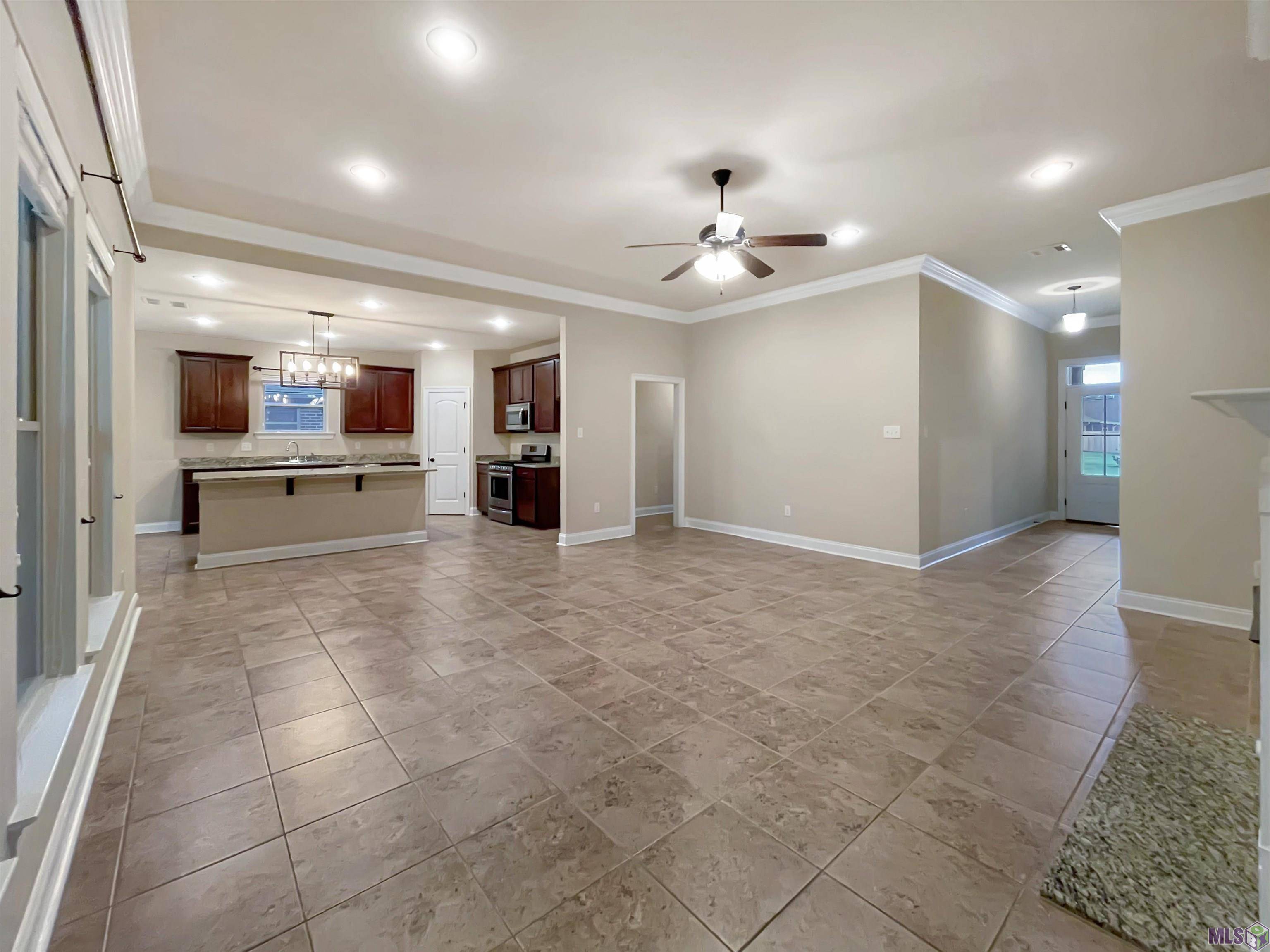 Ponchatoula, LA 70454,714 Red Pine Dr