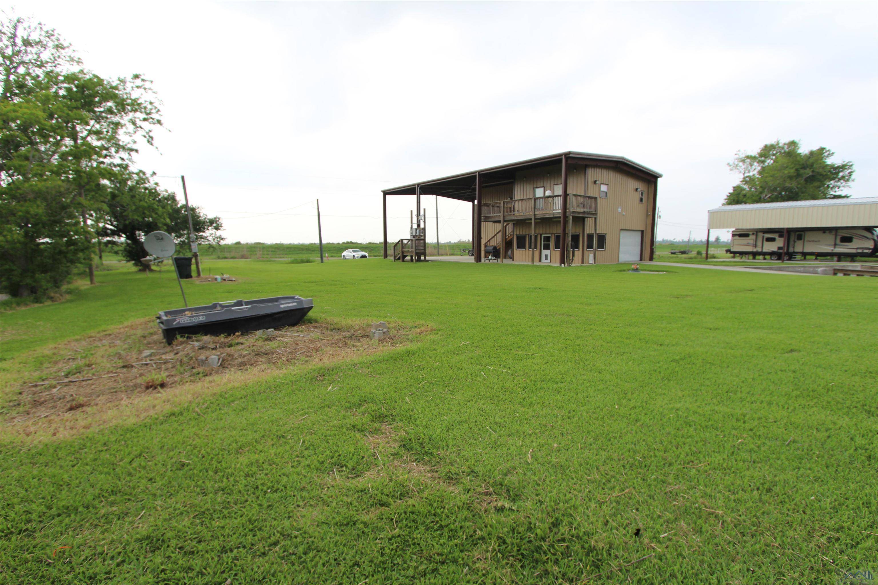 Theriot, LA 70397,2227A Brady Rd