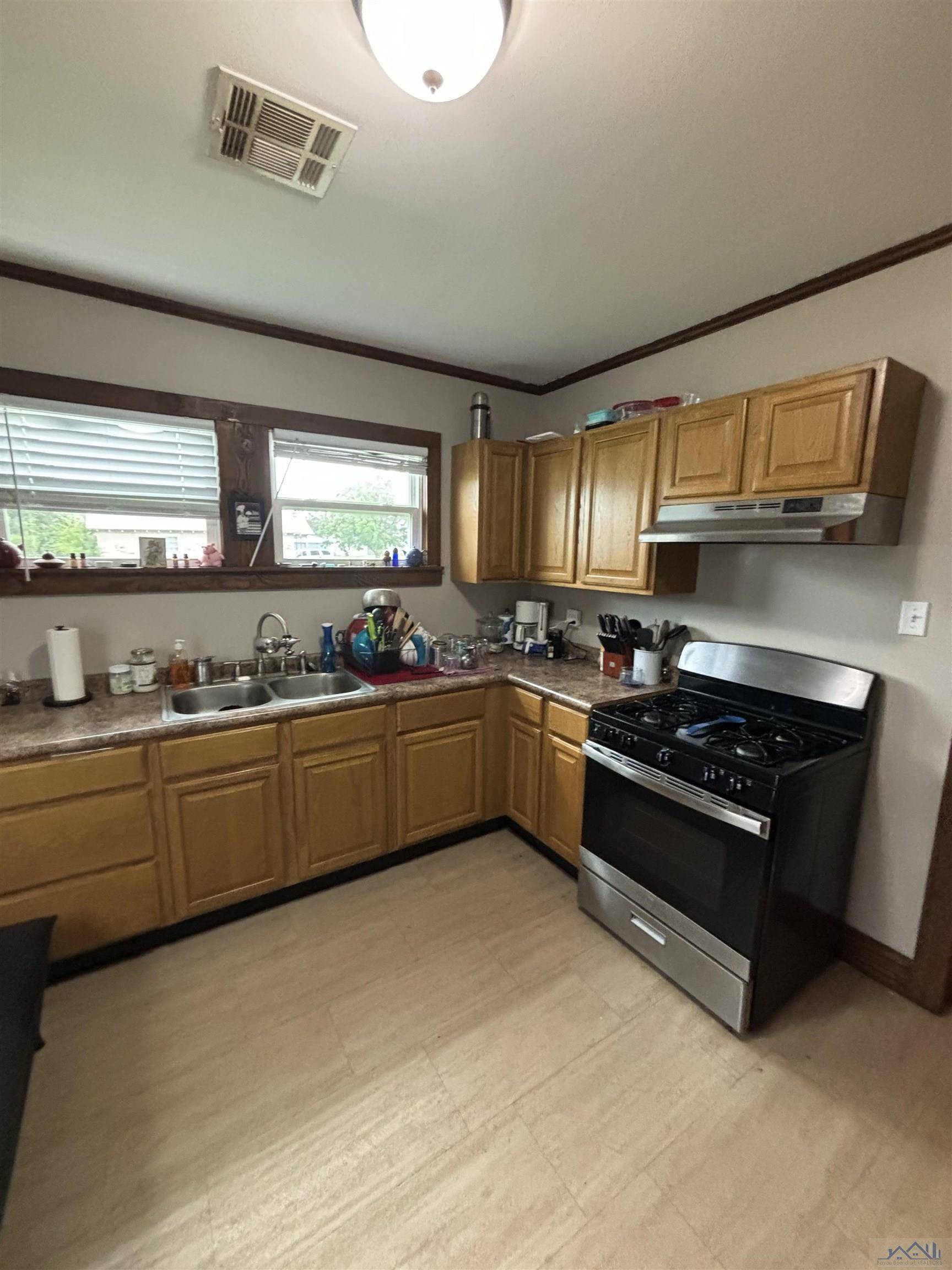Houma, LA 70360,1124 Schley St
