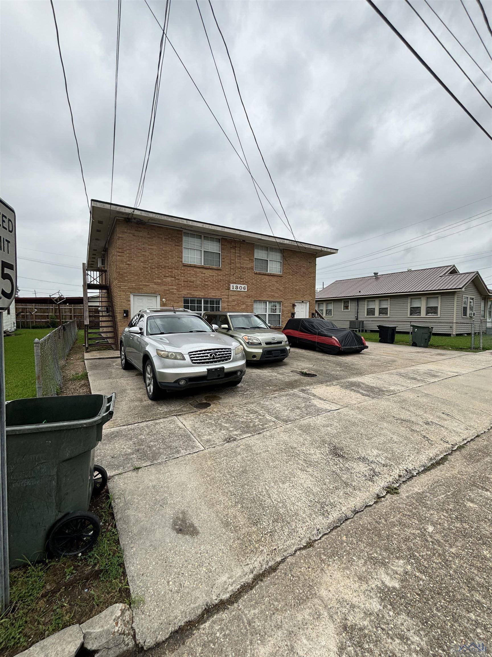Houma, LA 70360,1306 Lee Ave
