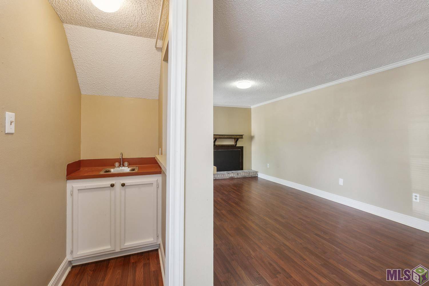 Baton Rouge, LA 70806,421 Longwood Ct ##A