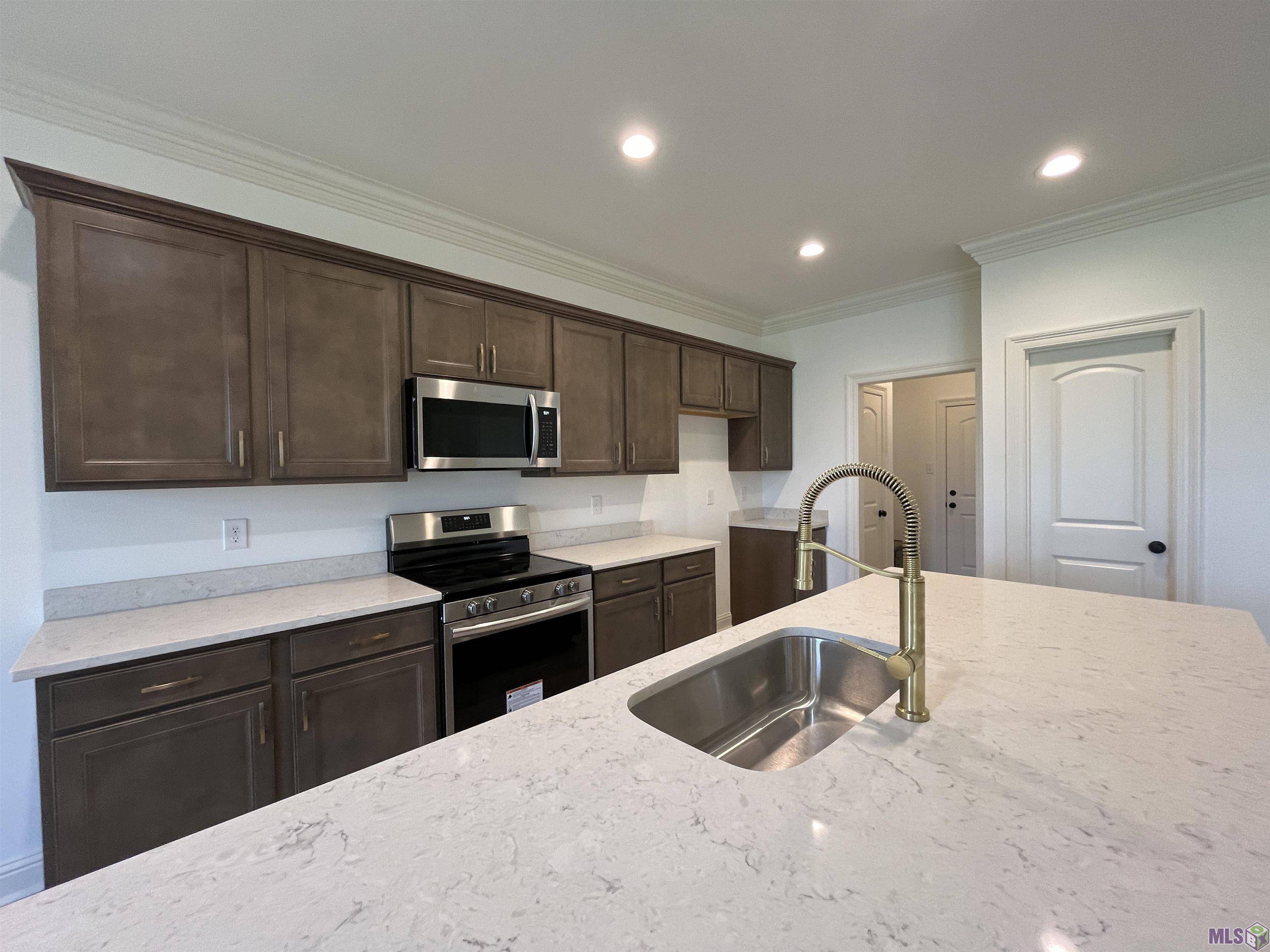 Denham Springs, LA 70726,26078 Purdy Ave