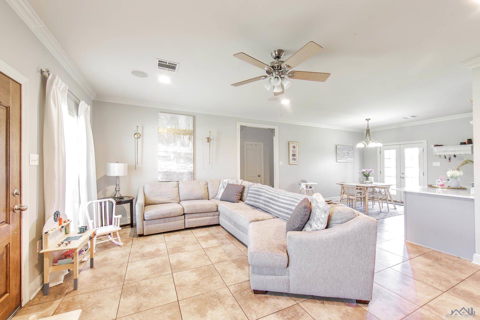 Raceland, LA 70394,194 Superior Dr
