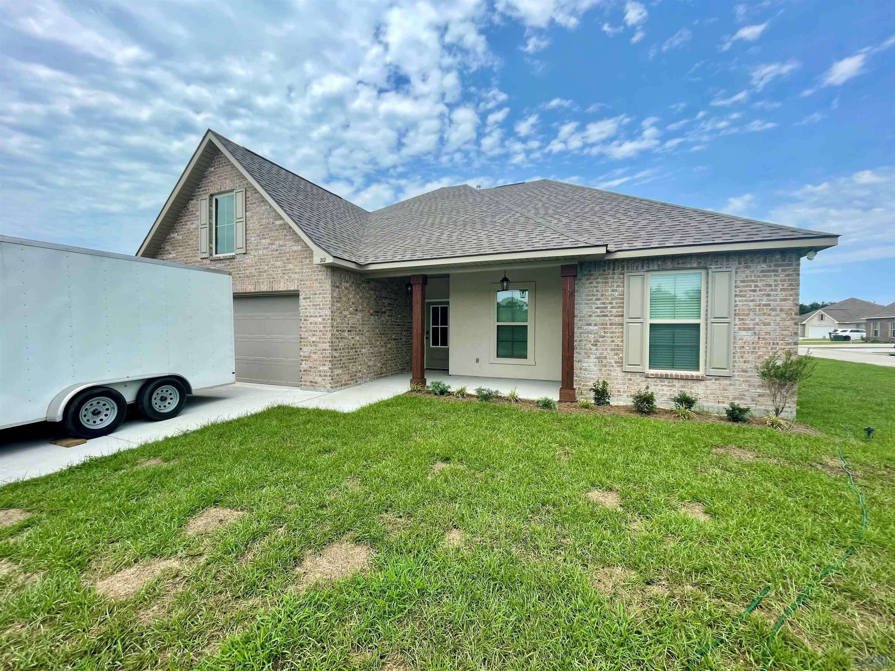 Houma, LA 70364,212 Owl Drive