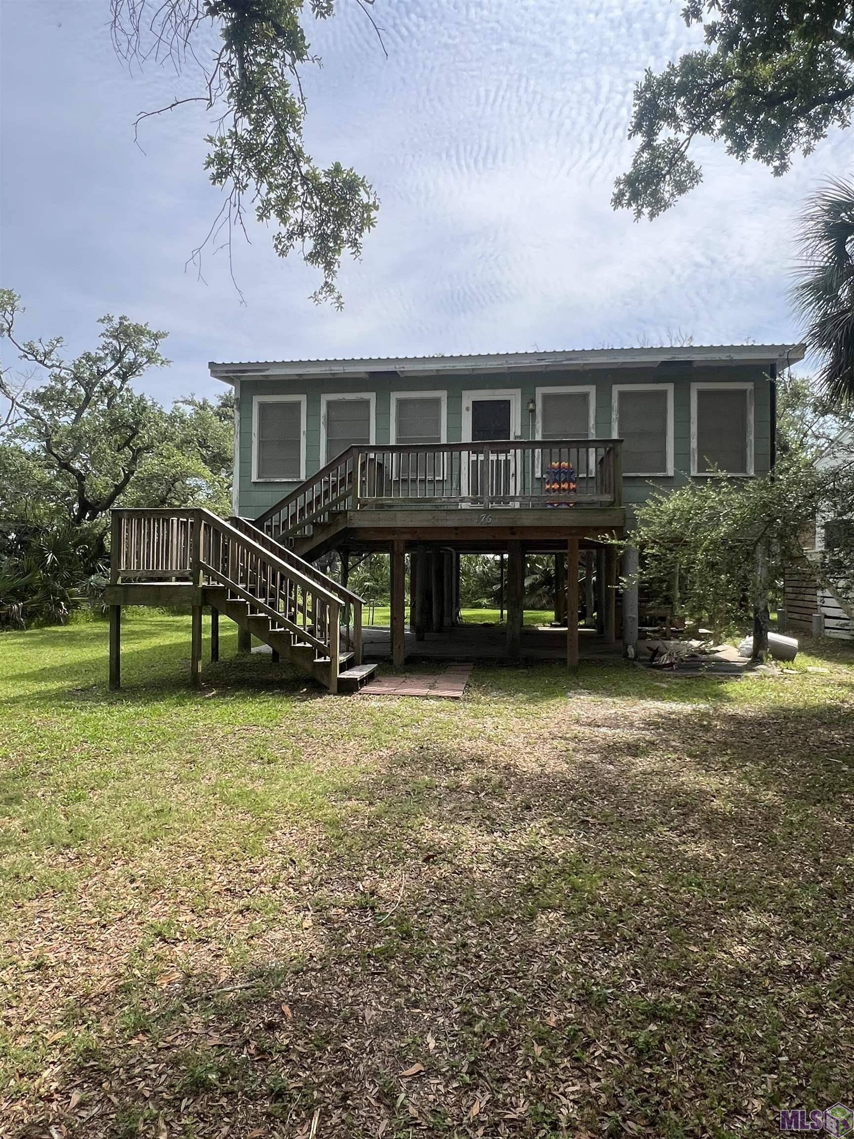 Grand Isle, LA 70358,176 Smith Ln