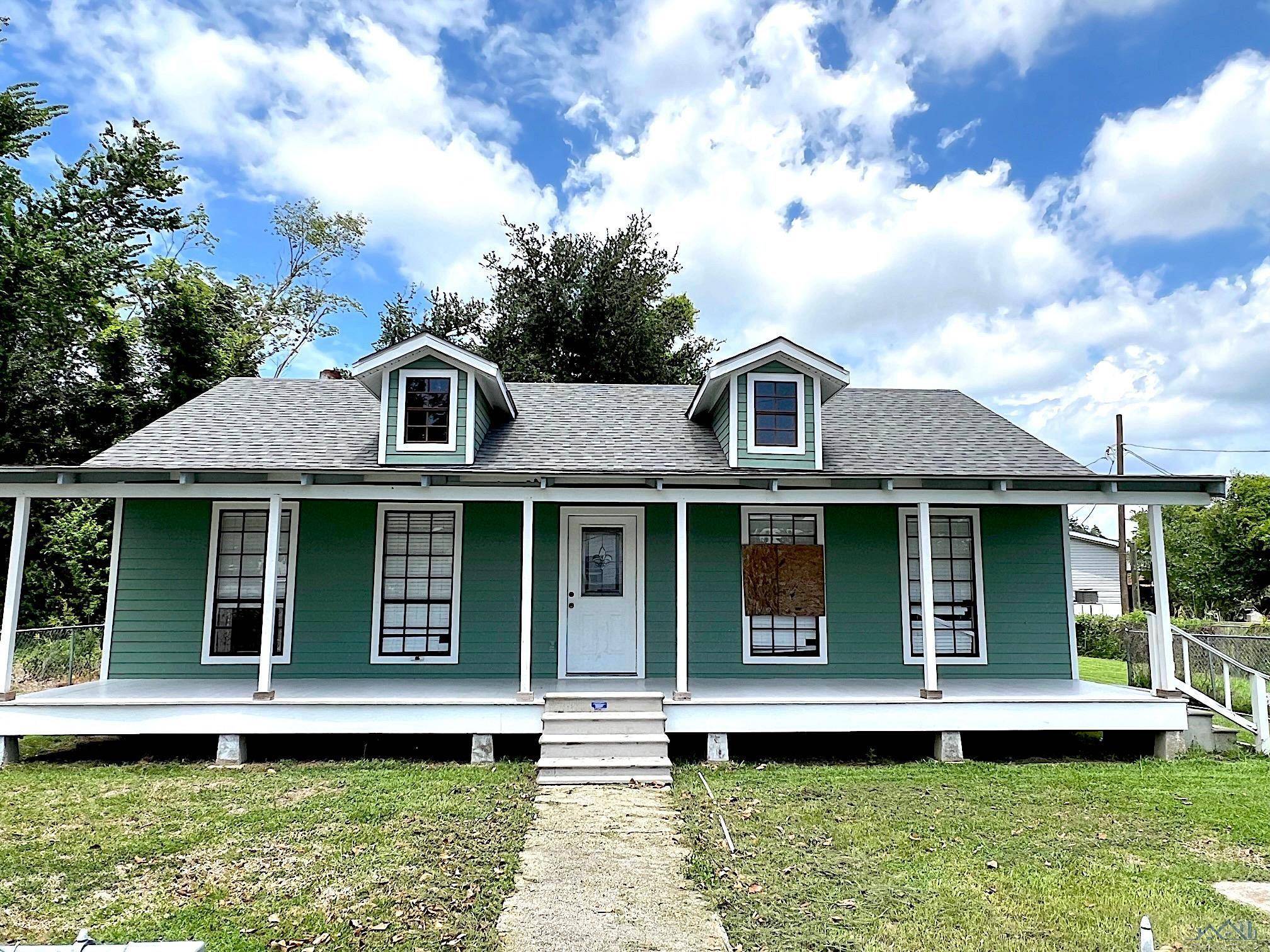Galliano, LA 70354,111 East 151st Street