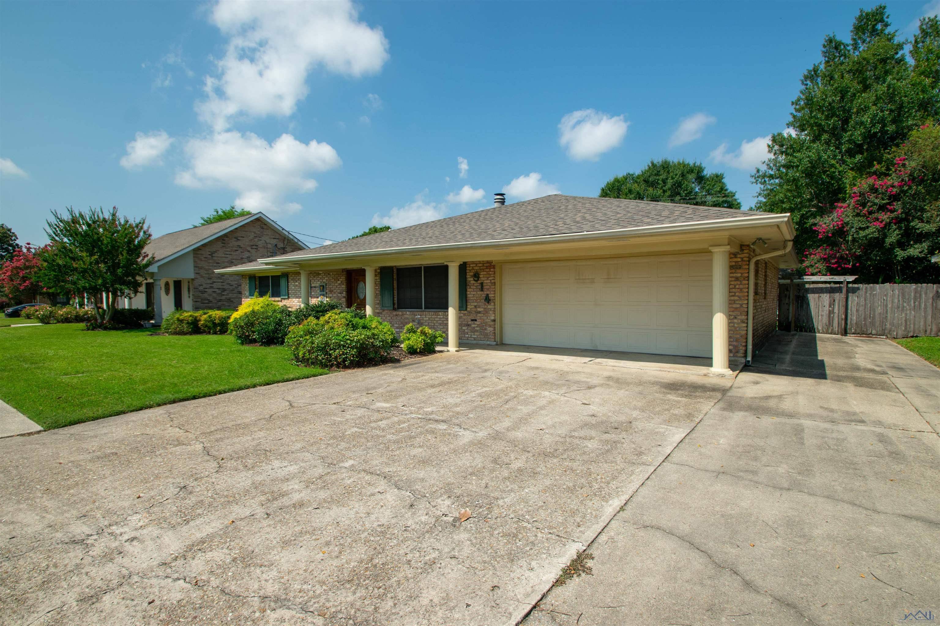 Morgan City, LA 70380,914 Southeast Boulevard