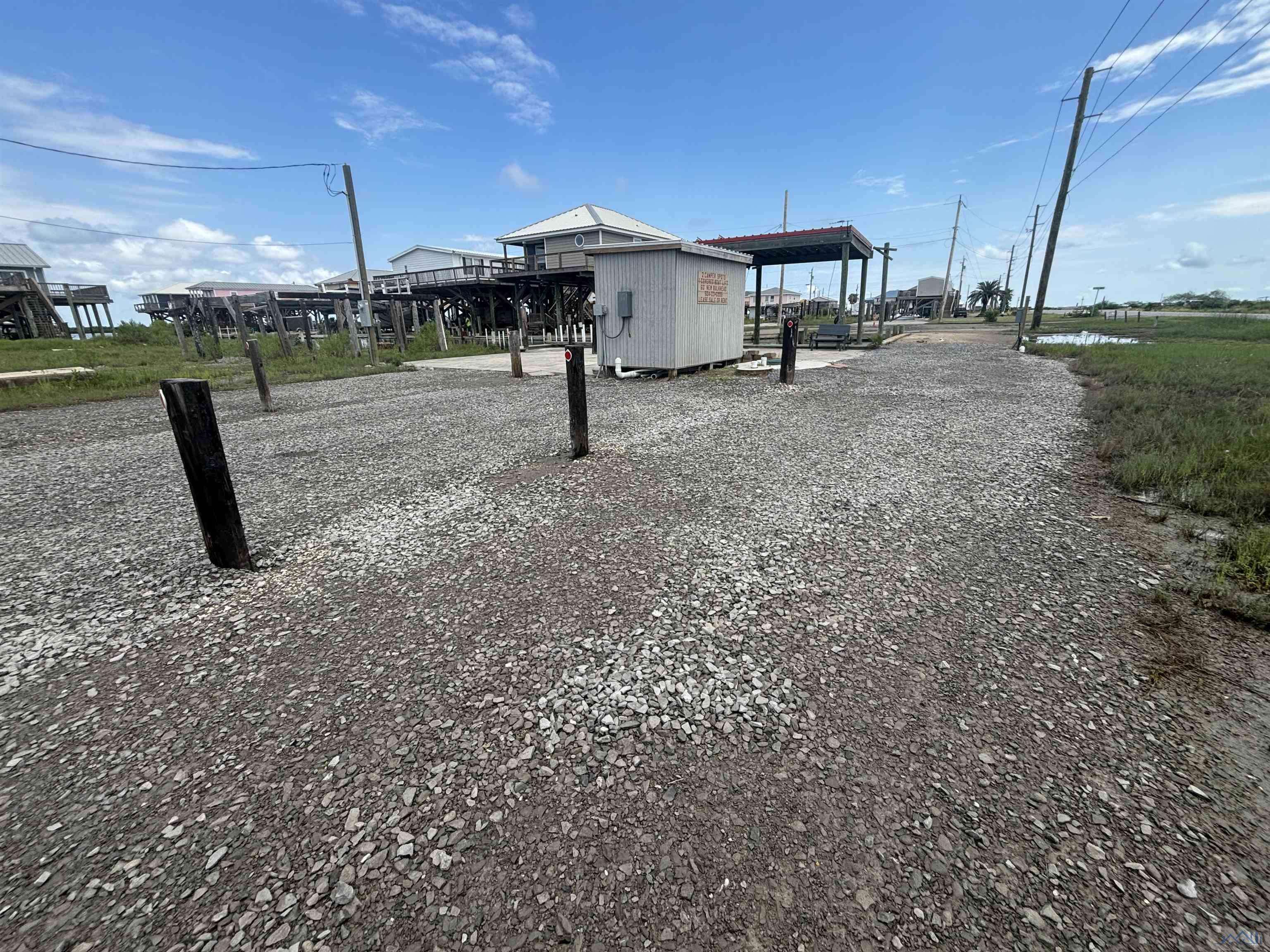 Grand Isle, LA 70358,104 Tiger Lane