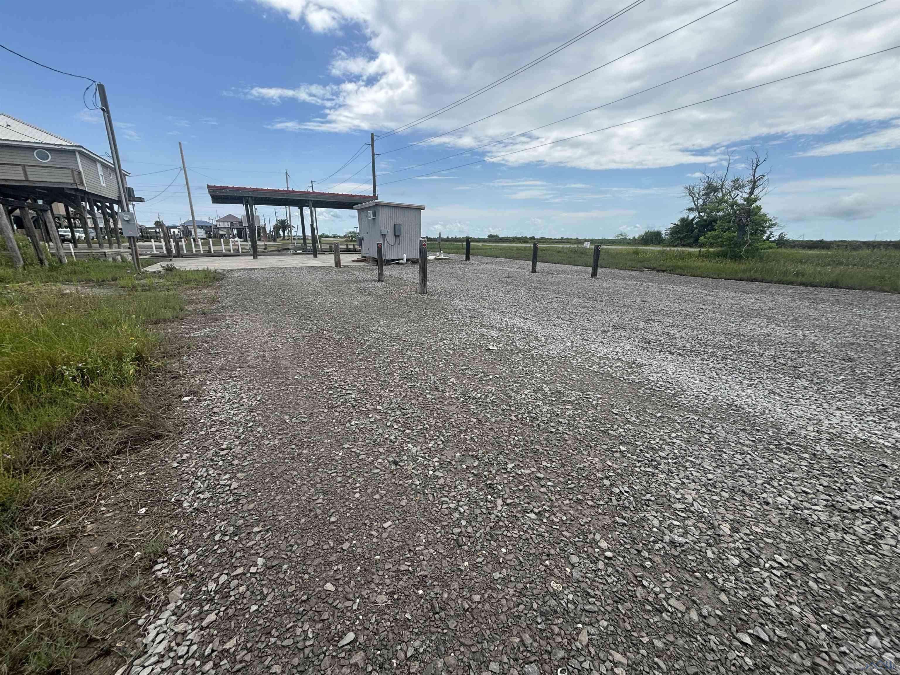 Grand Isle, LA 70358,104 Tiger Lane
