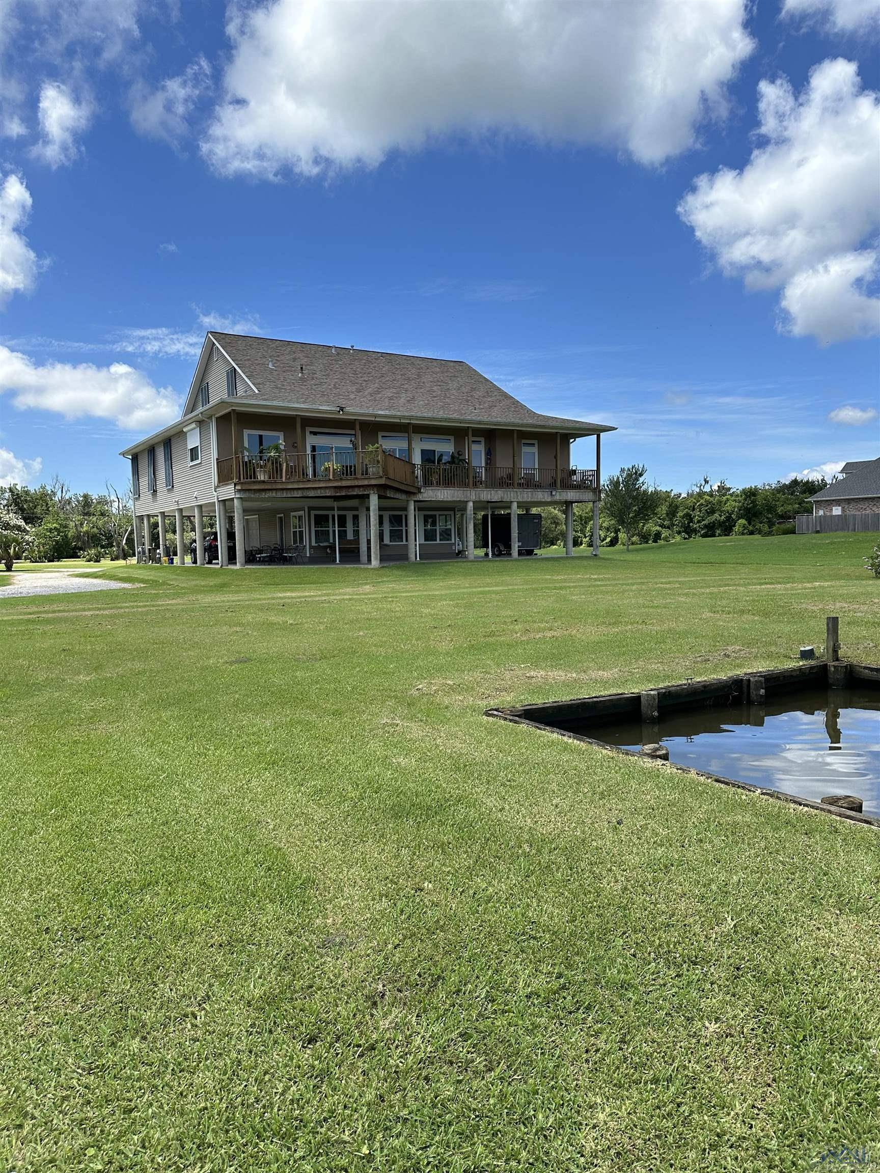Lafitte, LA 70067,1266 Jean Lafitte Blvd