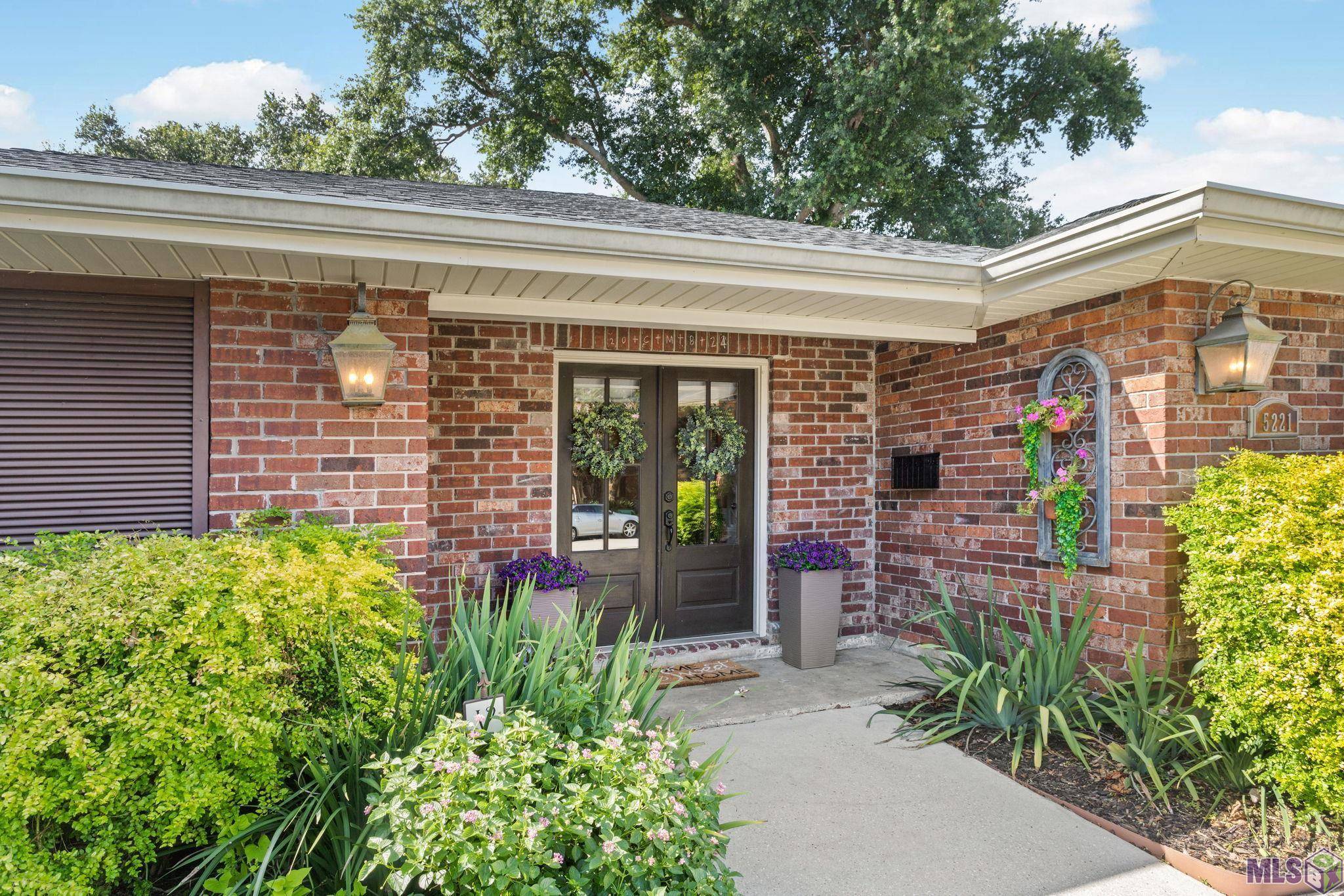 Metairie, LA 70006,5221 Ithaca St