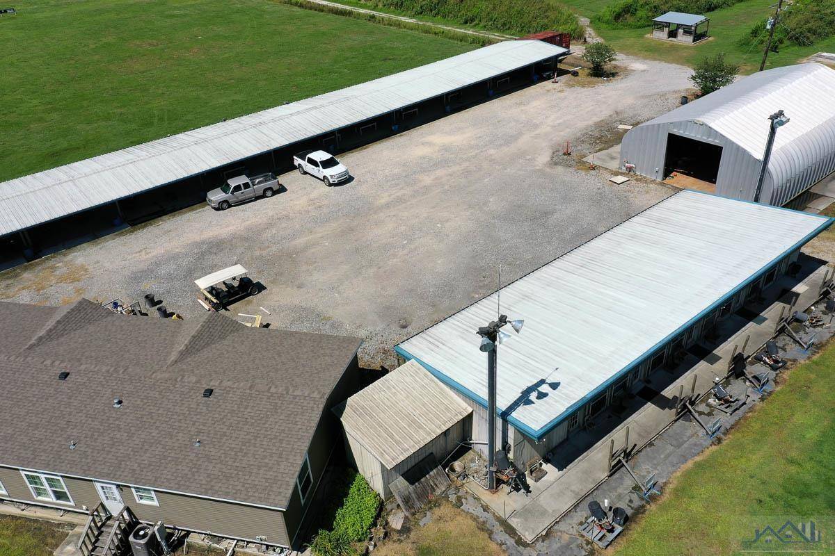 Thibodaux, LA 70301,979 Highway 3185 ##199