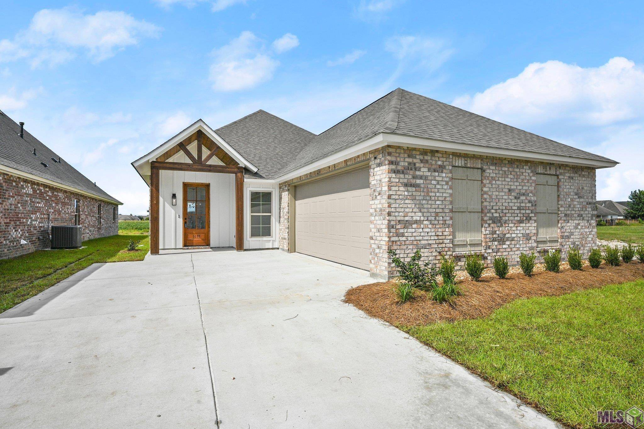 Baton Rouge, LA 70810,3216 Creekmere Ln