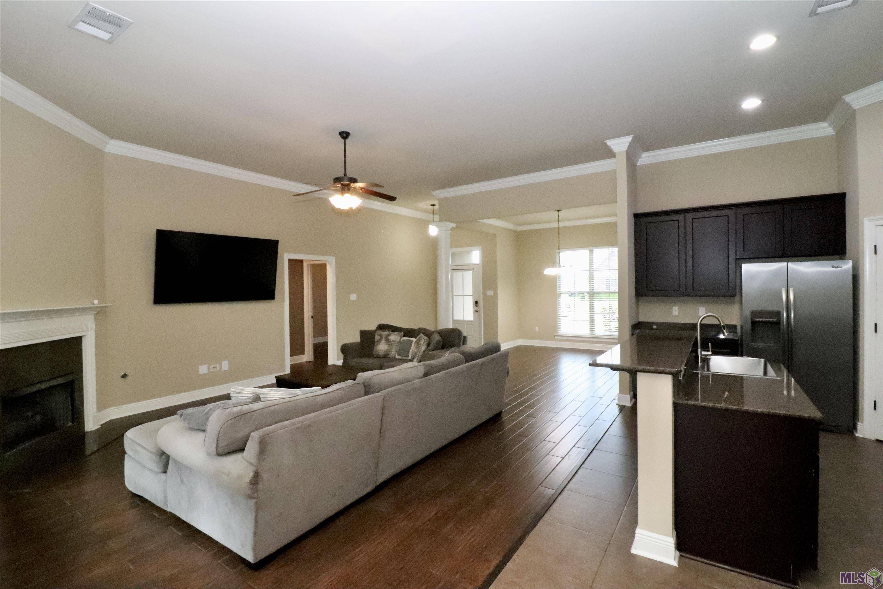 Zachary, LA 70791,5014 Fox Hunt Dr