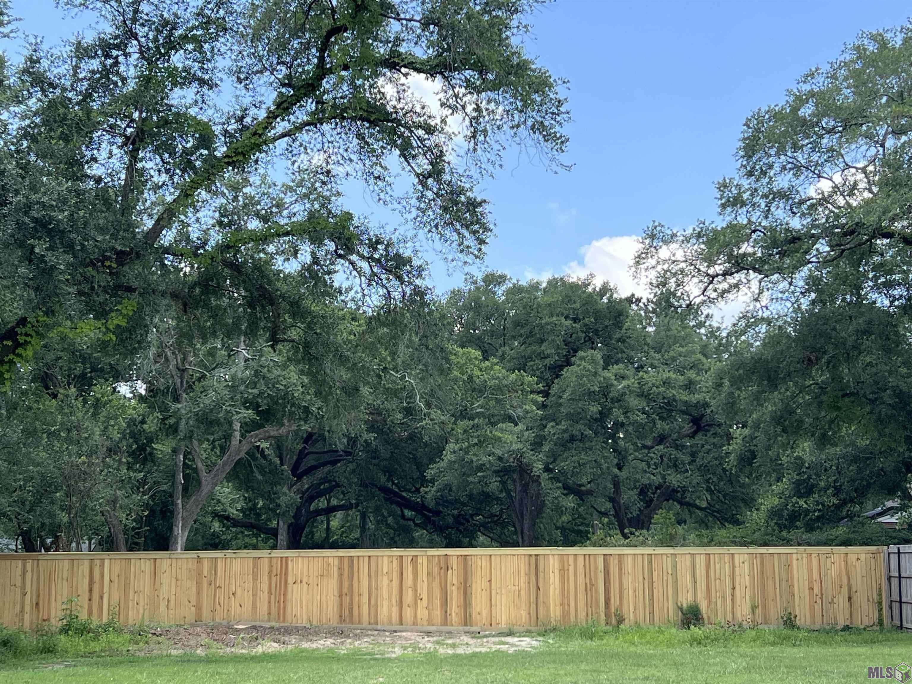 Baton Rouge, LA 70810,Silo Dr