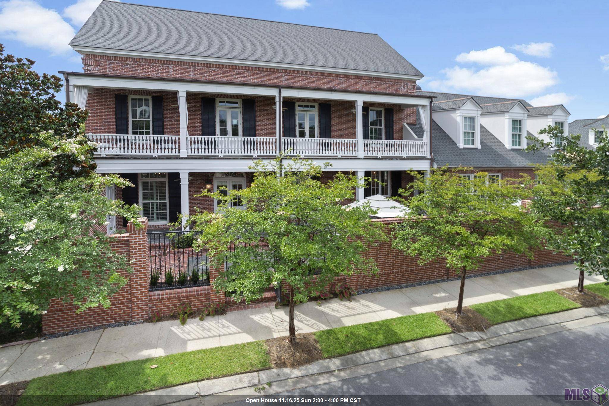 Saint George, LA 70810,11447 Center Court Blvd