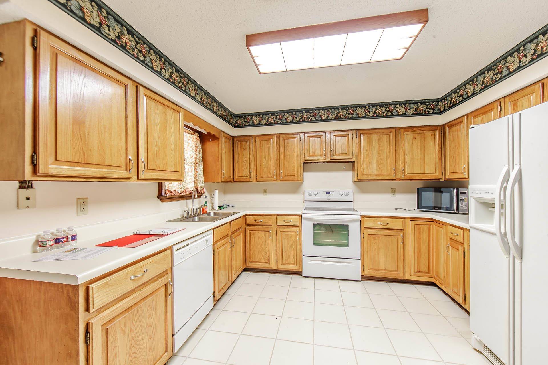 Houma, LA 70364,207 North French Quarter Drive