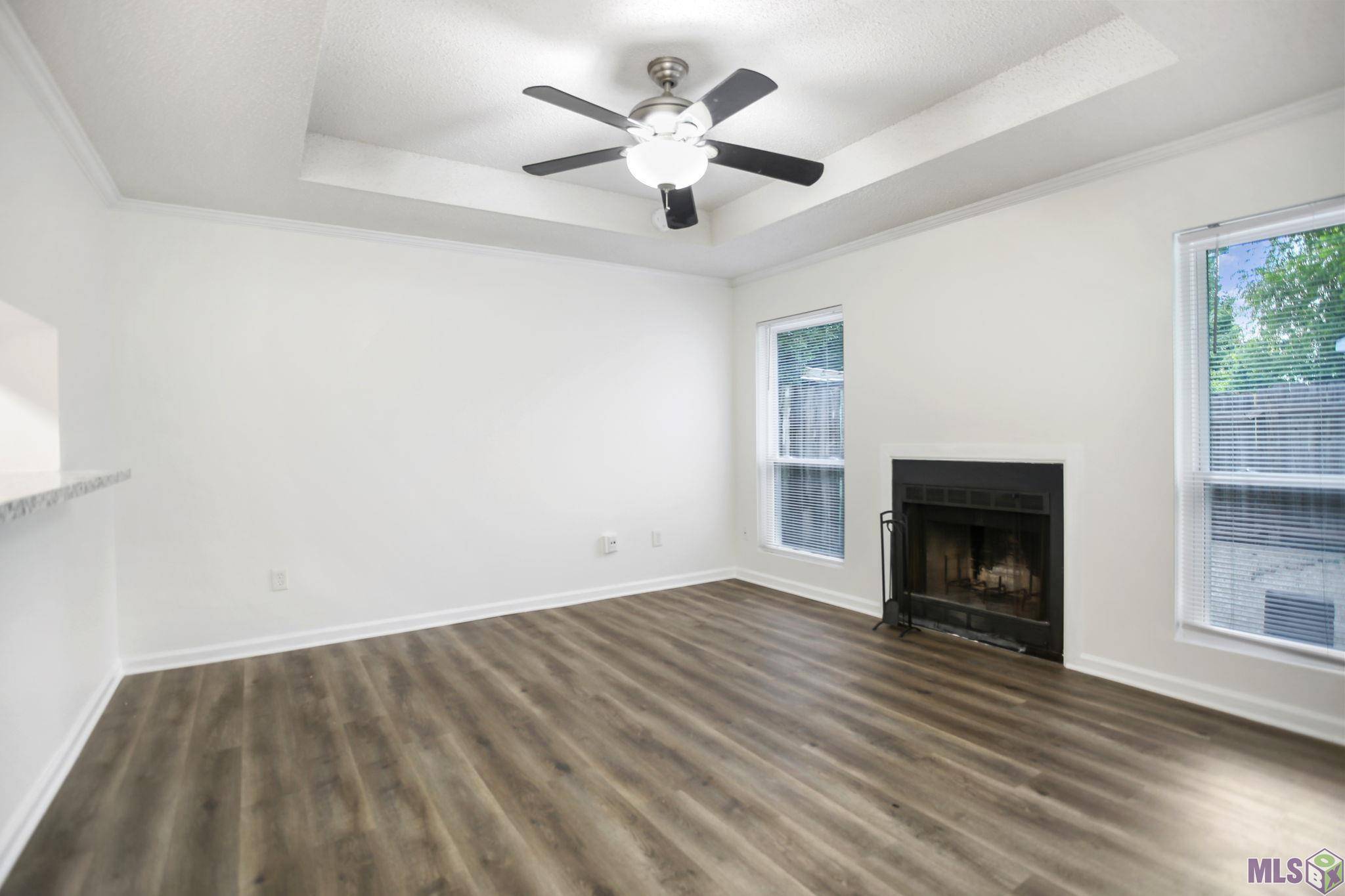 Baton Rouge, LA 70816,15684 Riverdale Ave