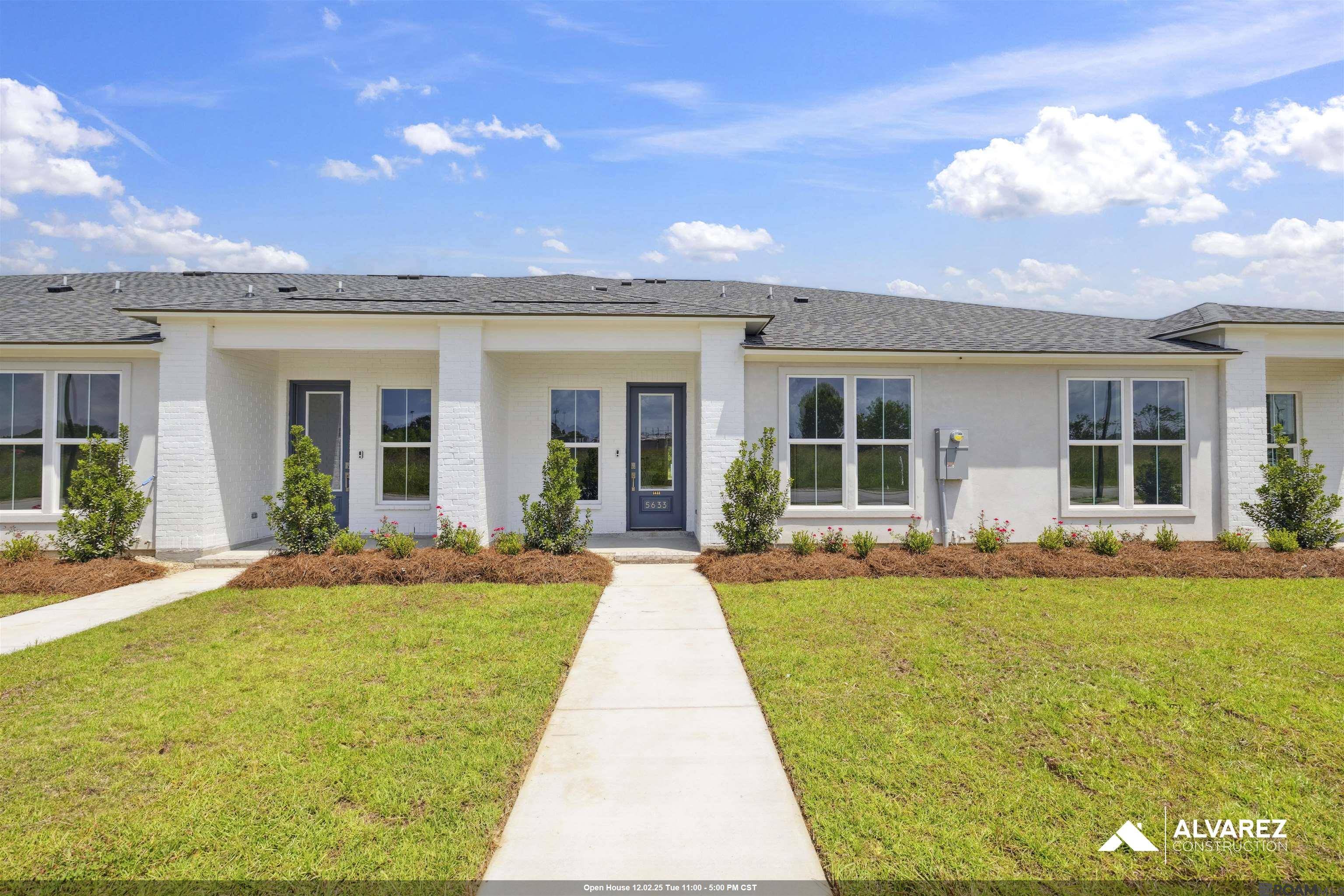 Zachary, LA 70791,5633 Emmie Dr ##C2