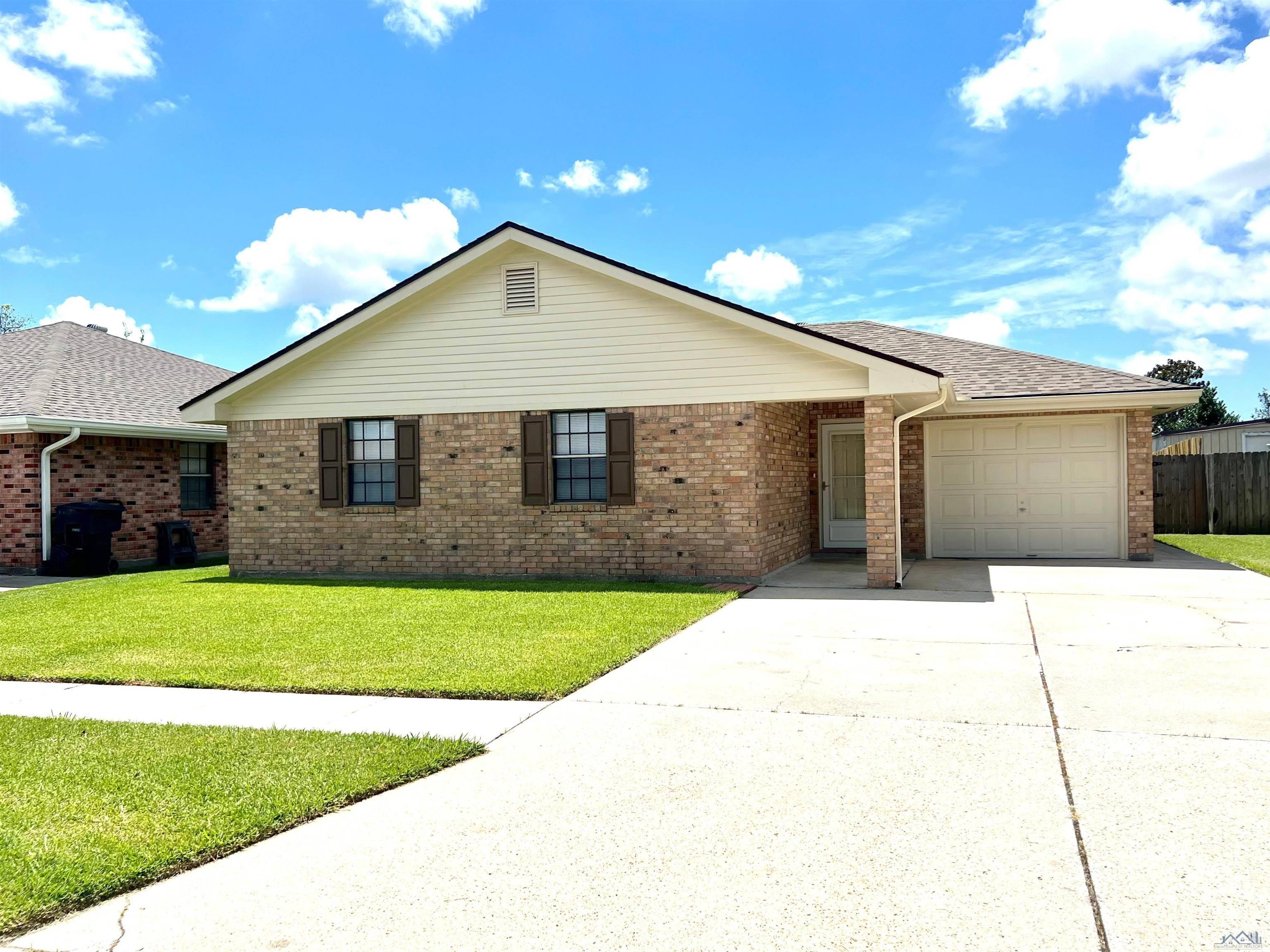 Houma, LA 70364,206 Prevost Drive