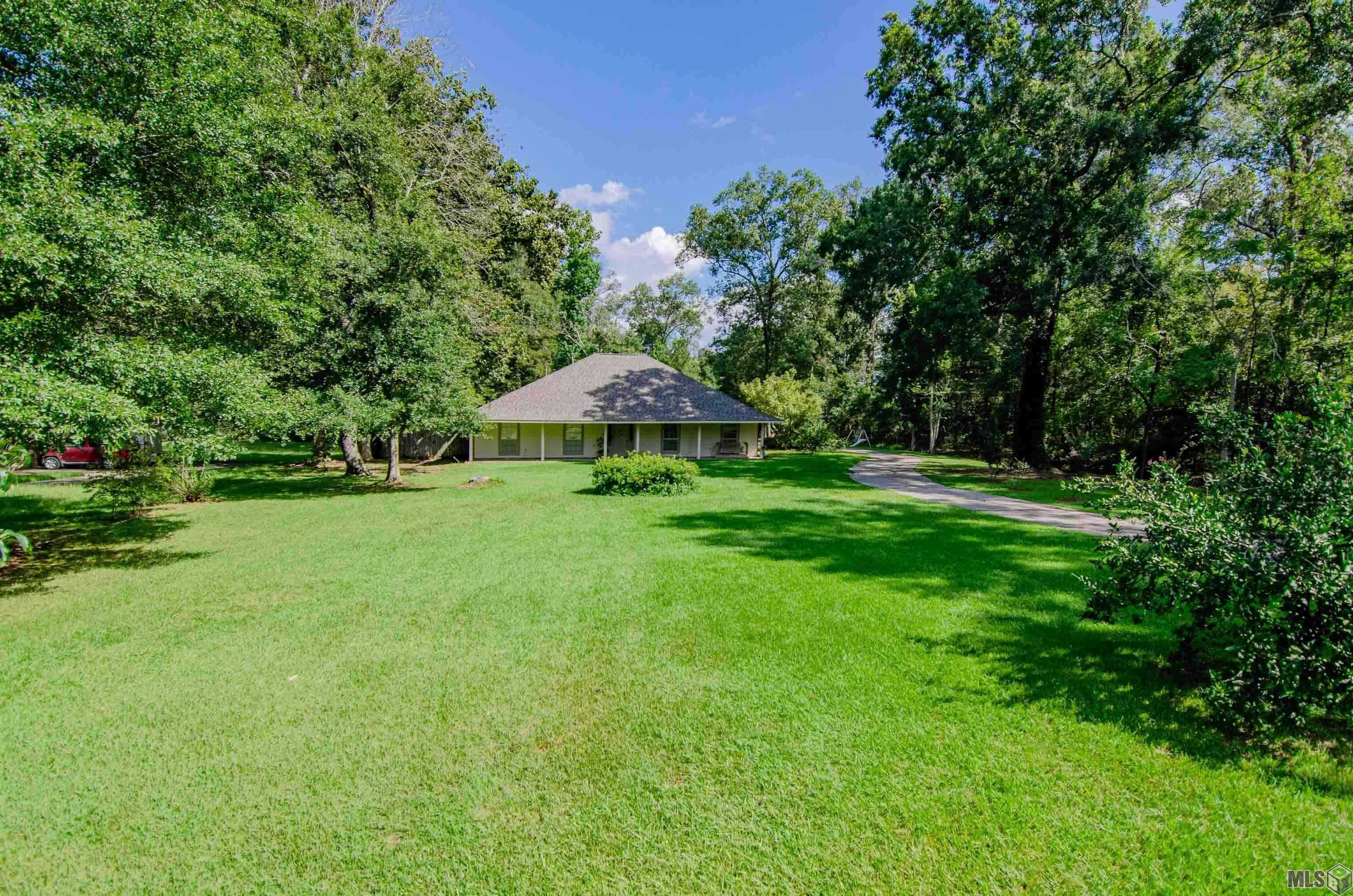 Greenwell Springs, LA 70739,12735 Lariat Ave