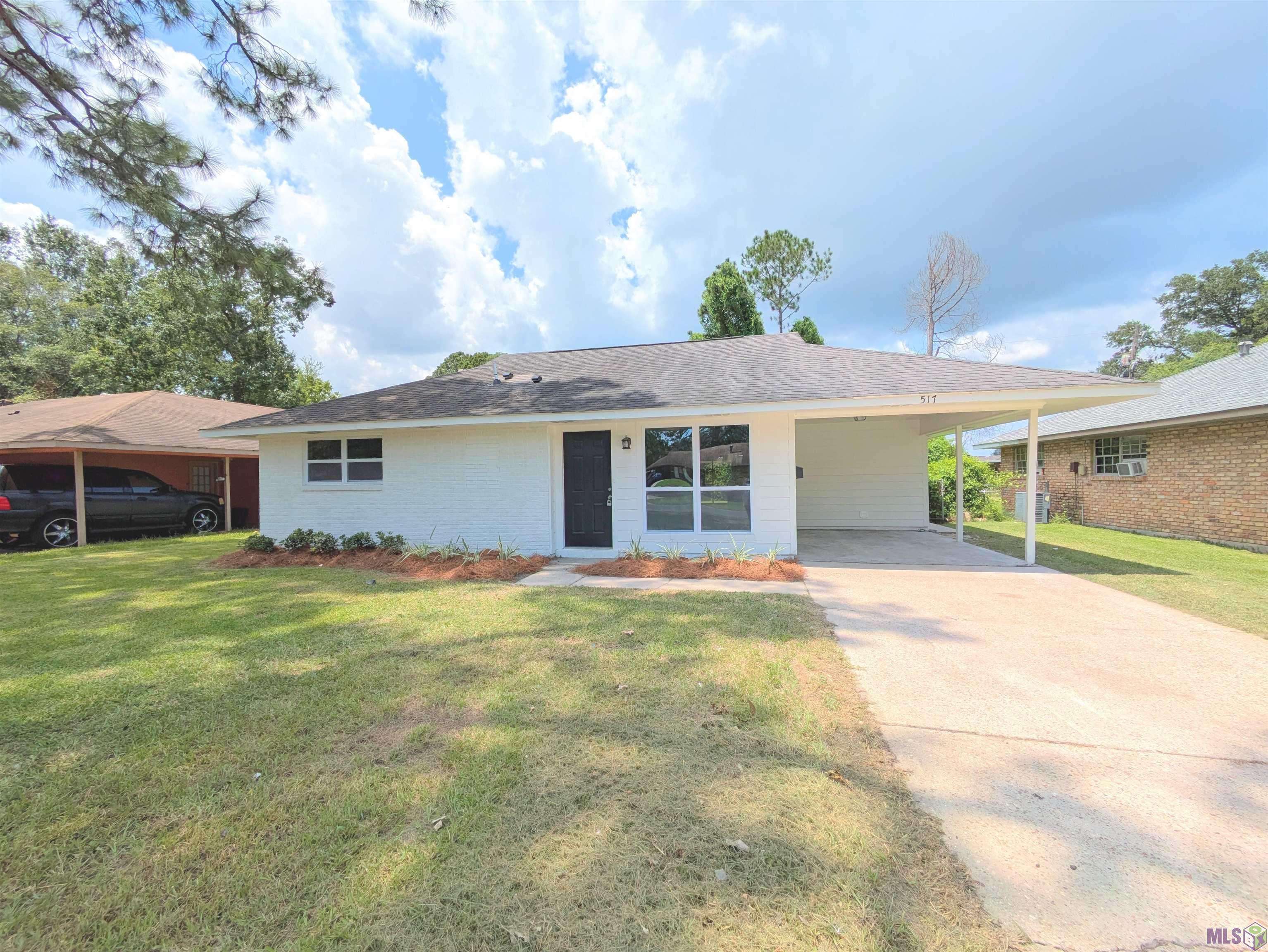 Port Allen, LA 70767,517 Gladiolus St