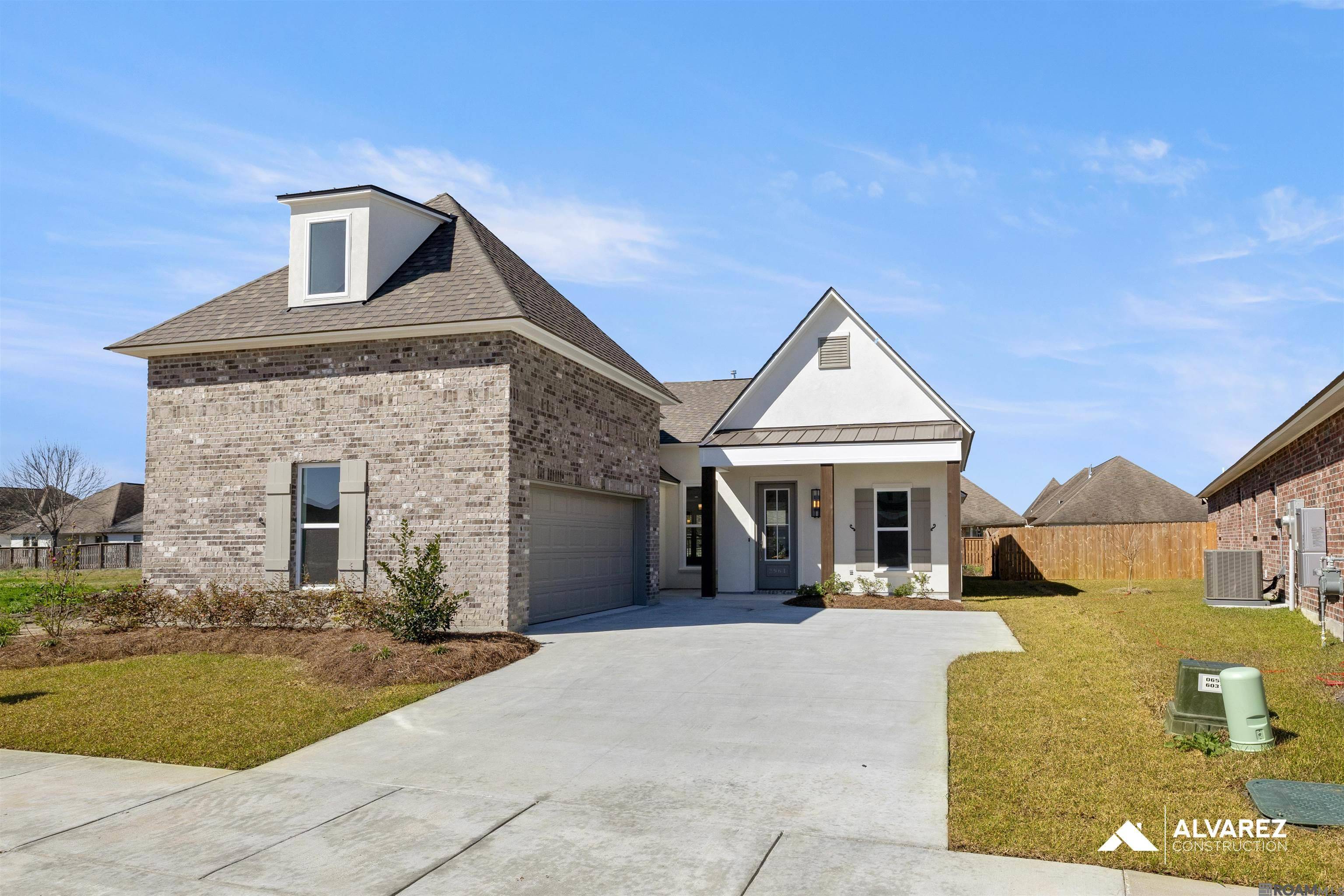 Saint George, LA 70810,2961 Creekmere Ln