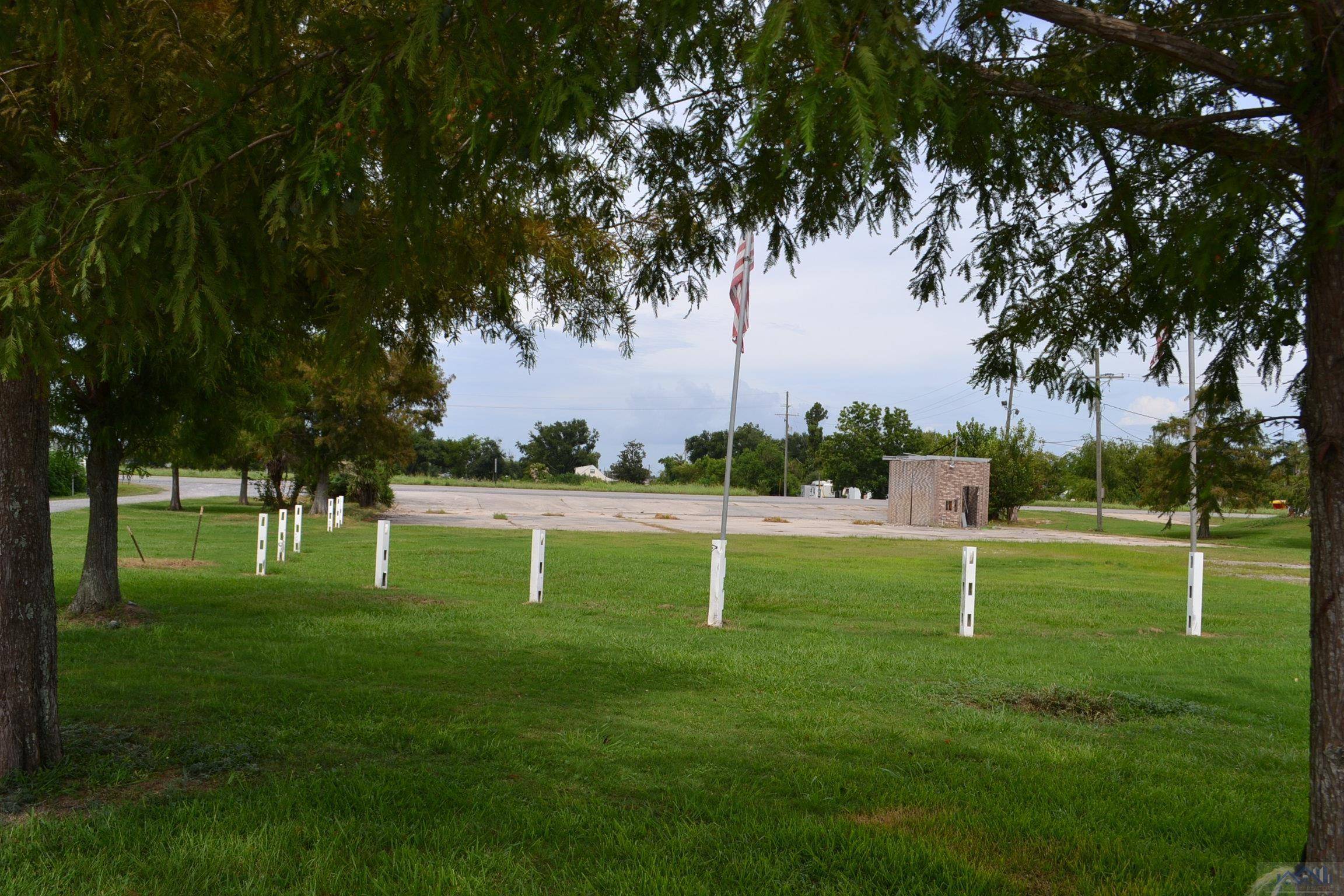 Galliano, LA 70354,18076 Highway 3235
