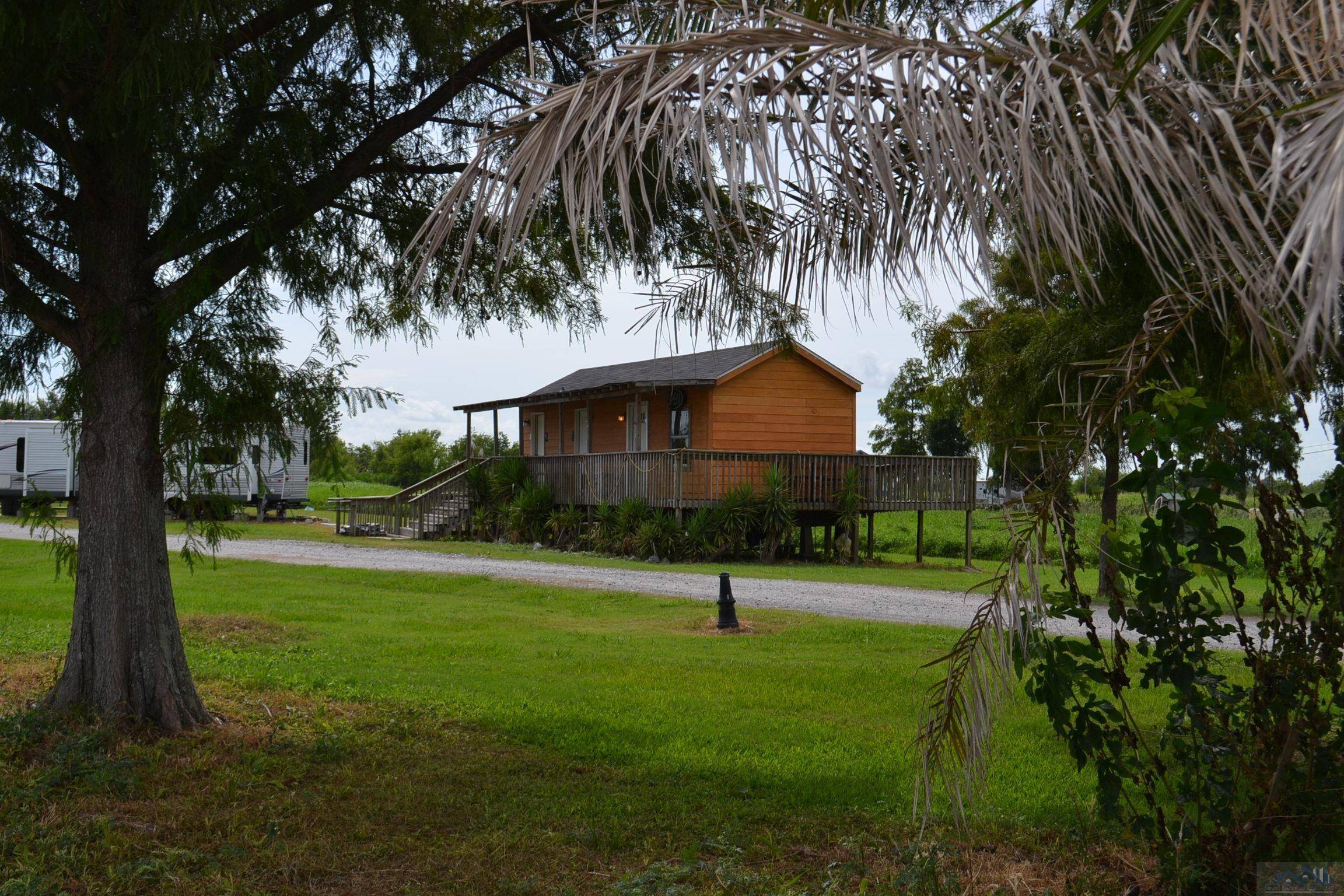 Galliano, LA 70354,18076 Highway 3235