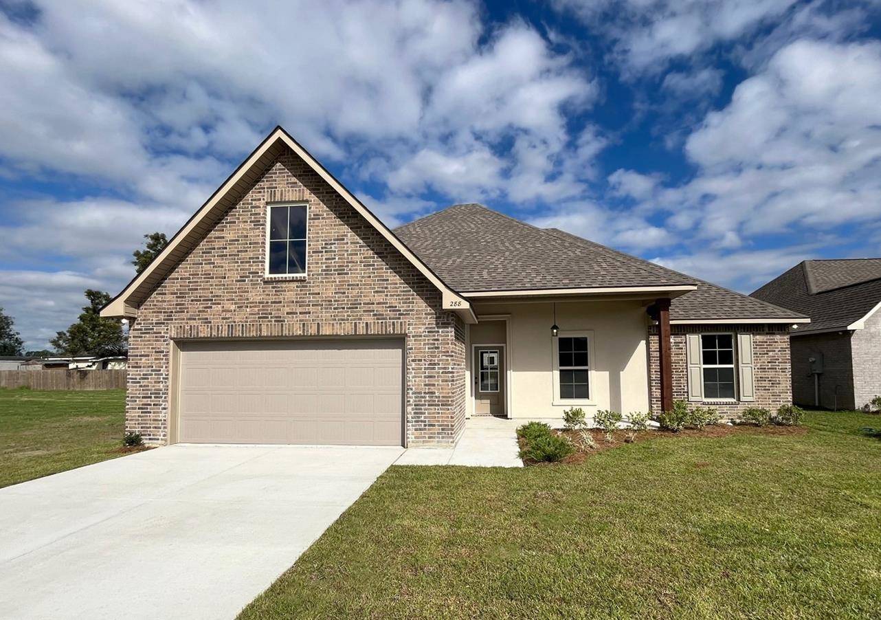 Thibodaux, LA 70301,288 Sucrose Drive