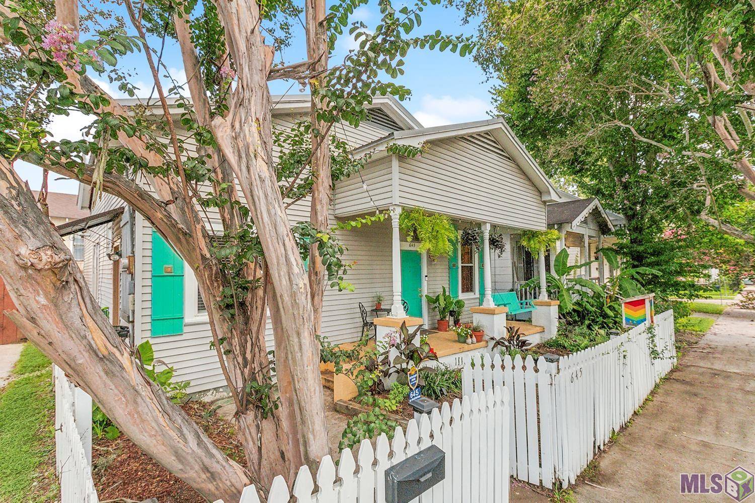 Baton Rouge, LA 70802,645 Napoleon St