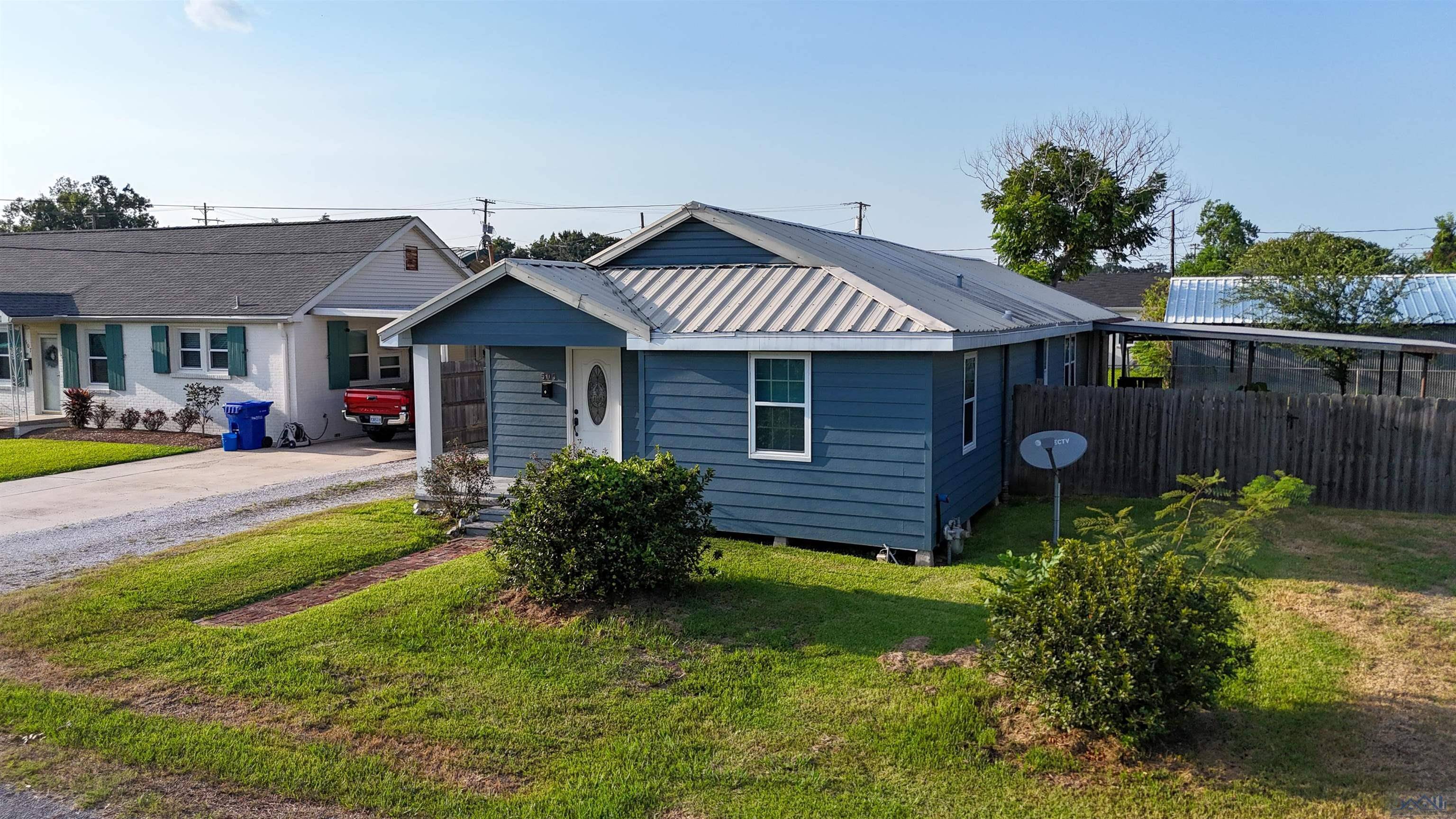 Thibodaux, LA 70301,505 Oak St