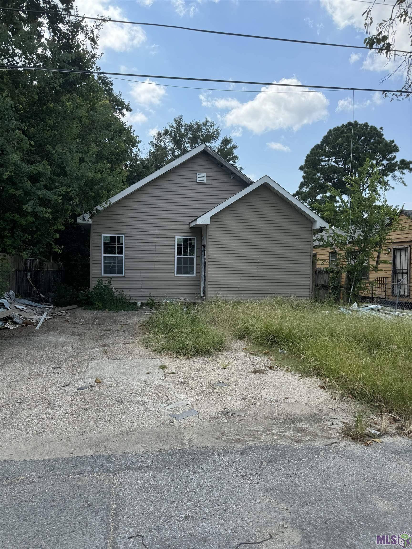 Baton Rouge, LA 70805,1905 Pocahontas St