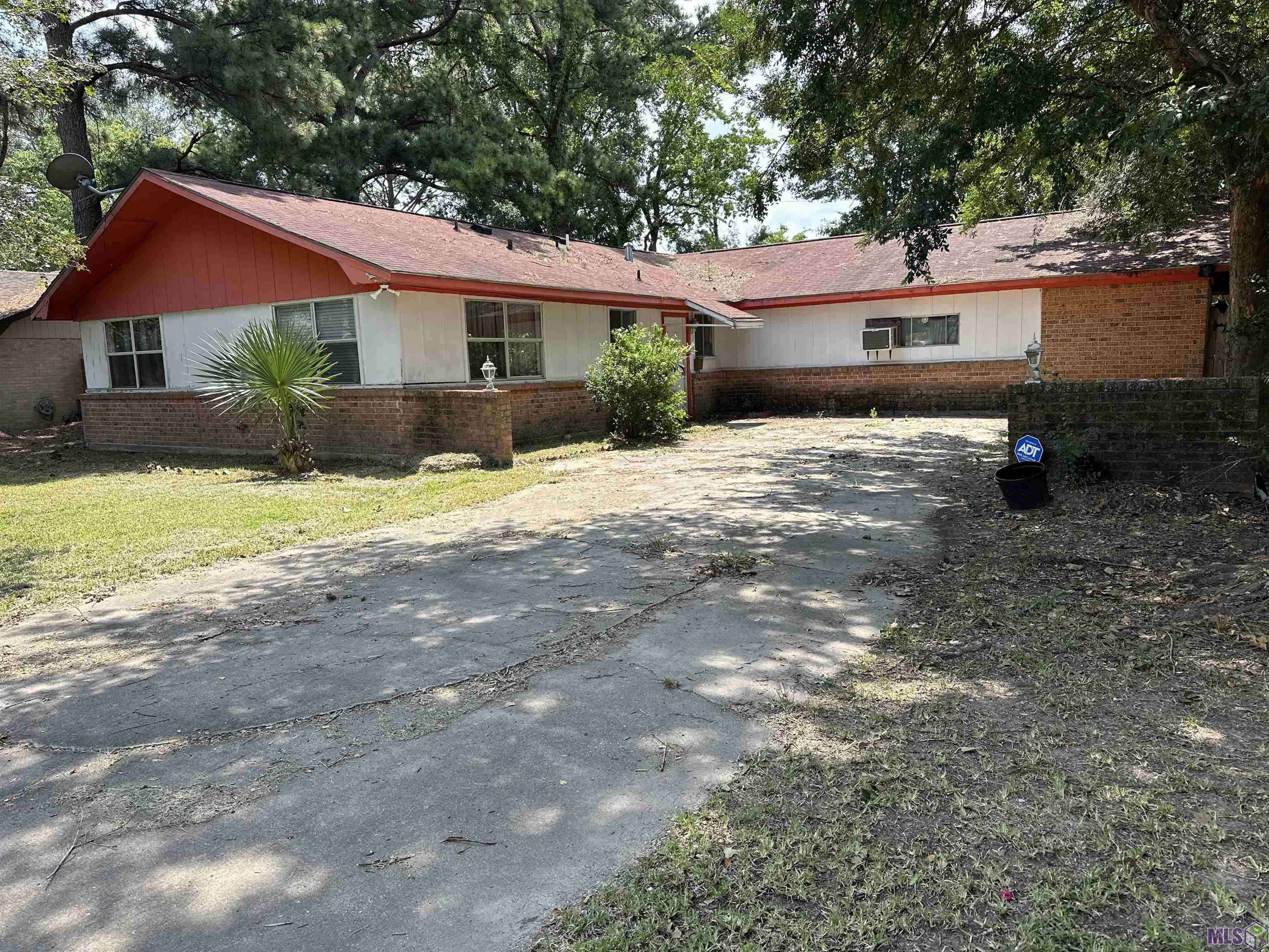 Baton Rouge, LA 70815,11368 Pamela Dr