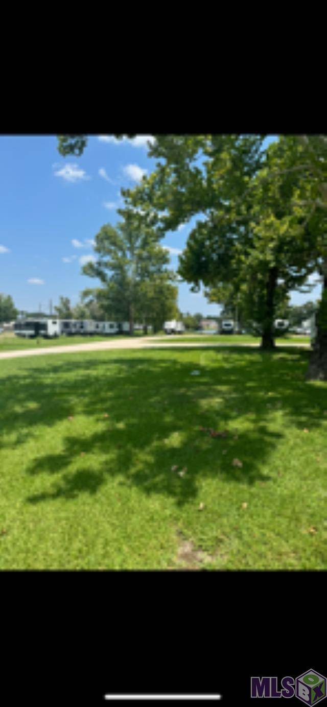 Hammond, LA 70403,14154 W Club Deluxe Rd
