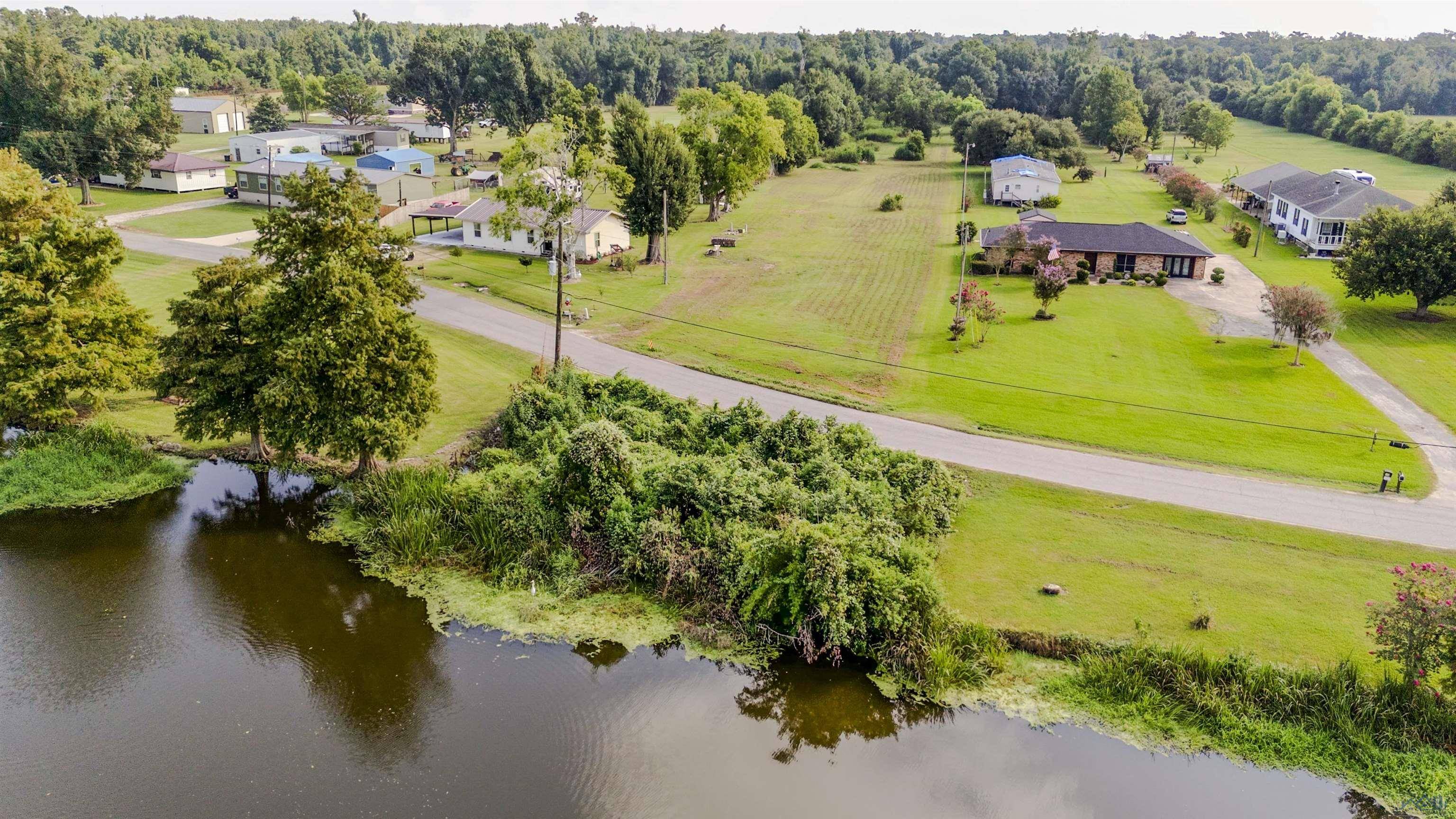 Chauvin, LA 70344,4511 Bayouside Dr