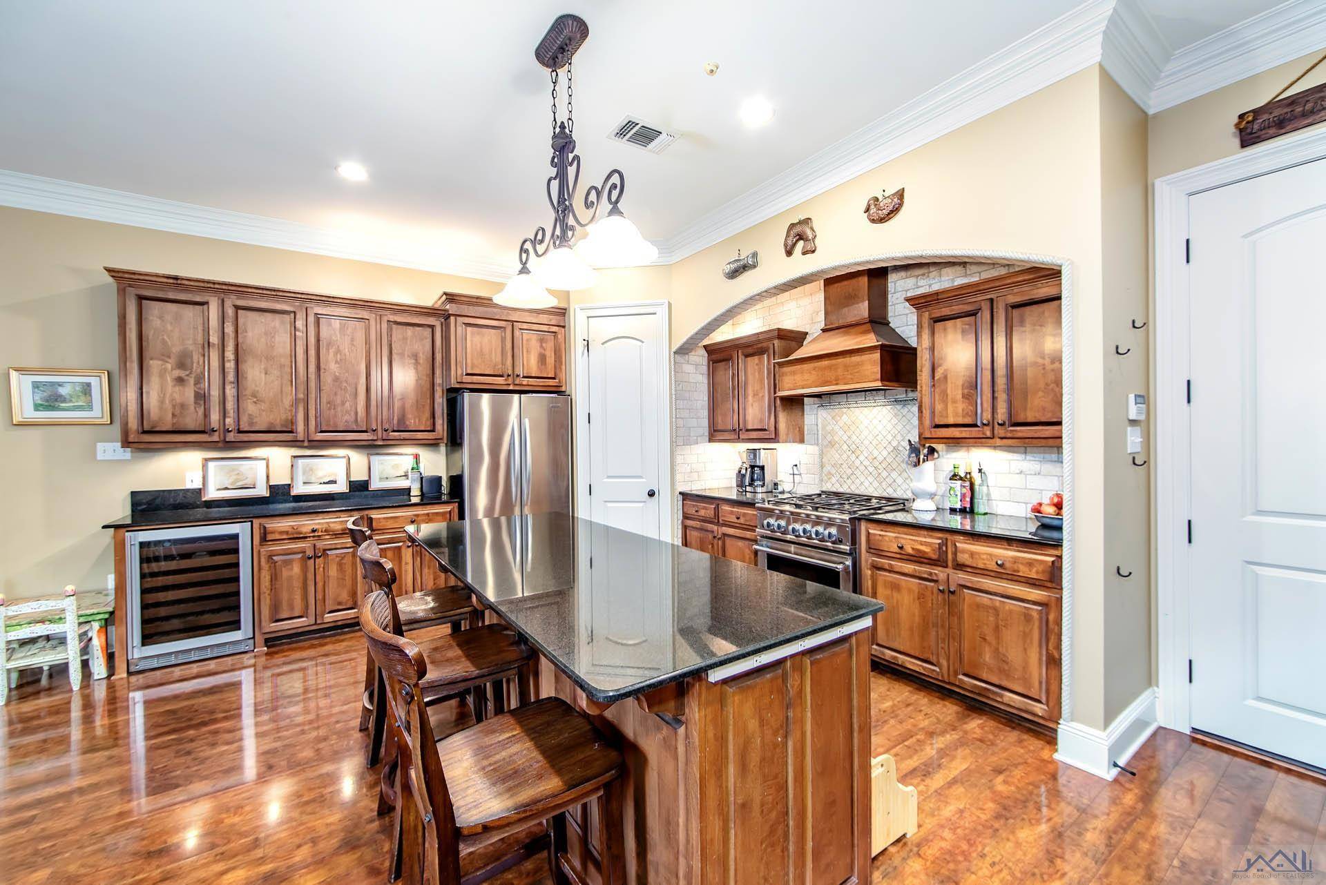 Thibodaux, LA 70301,115 Rue Bergere