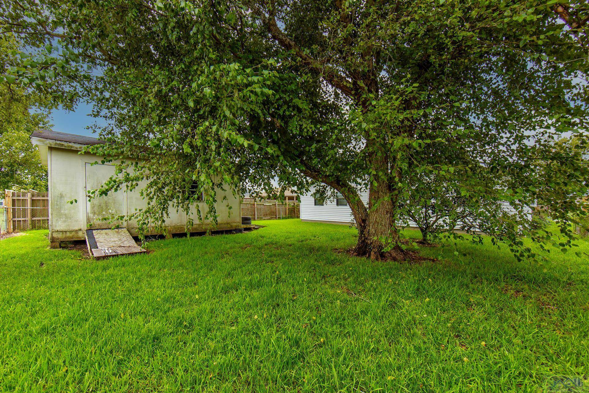 Houma, LA 70363,3004 Sycamore Dr